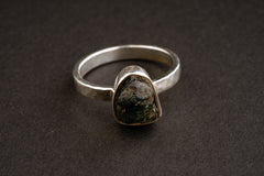 Hammered Sterling Silver Tourmaline Ring: Oxidized Crystal Gem, US 5