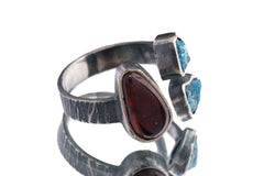 Apatite Ammolite Ammonite adjustable ring in textured 925 sterling silver with open band and multi-stone setting.