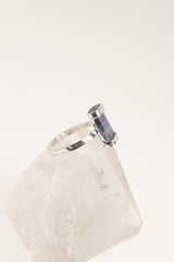 Ocean Kyanite Sterling Silver Ring - Hammered Band, Size 6.5