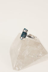 Terminated Apatite Sterling Silver Ring - Hammered Finish, Size 5 3/4