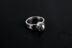 Tahitian Black Pearl Ring: Hammered Sterling Silver Band, Unisex