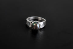 Tahitian Black Pearl Ring: Hammered Sterling Silver Band, Unisex