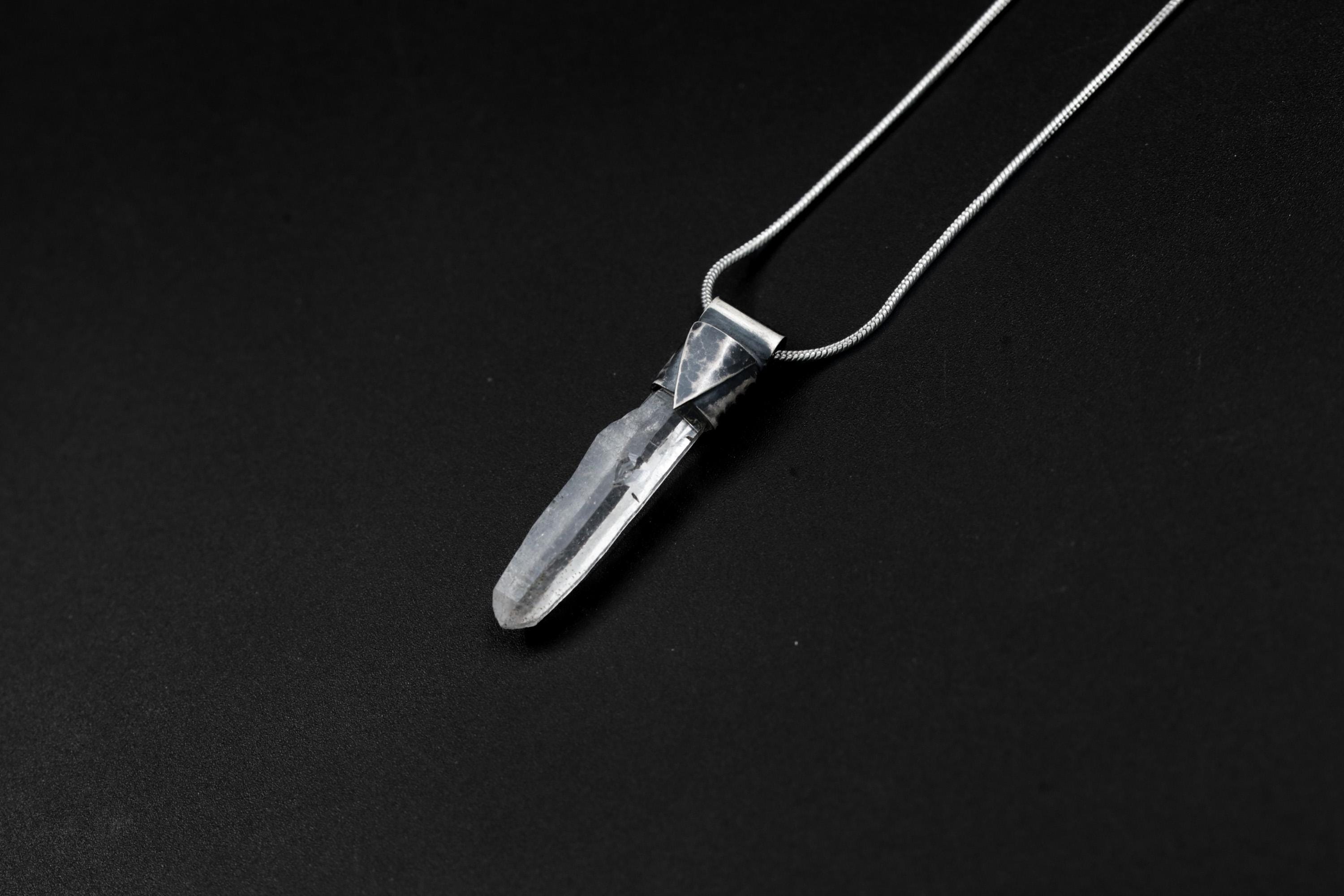 Nepal Inclusion Quartz Stack Pendant 925 Sterling Silver Hammered Texture Meditation Talisman Jewelry