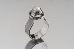 Custom Order pearl ring Meo