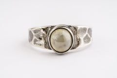 Beautiful Cats eye Moonstone - Solid 925 Sterling Silver Ring - Hammer Textured & Oxidised No. 1