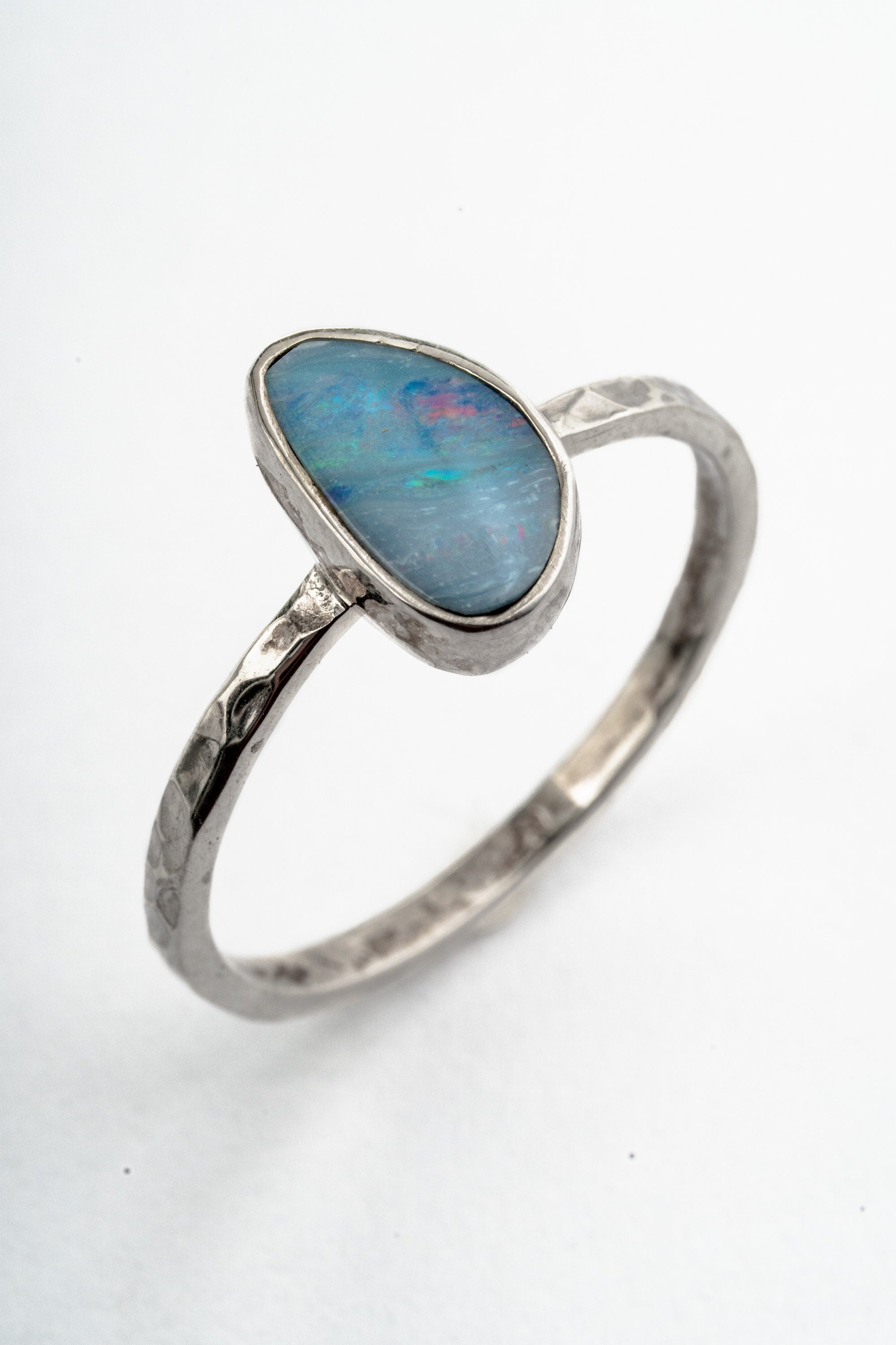 Australian Opal Ring 925 Silver Textured Band Rare Opal Doublet Crown Chakra Cancer Libra Pisces Jewelry