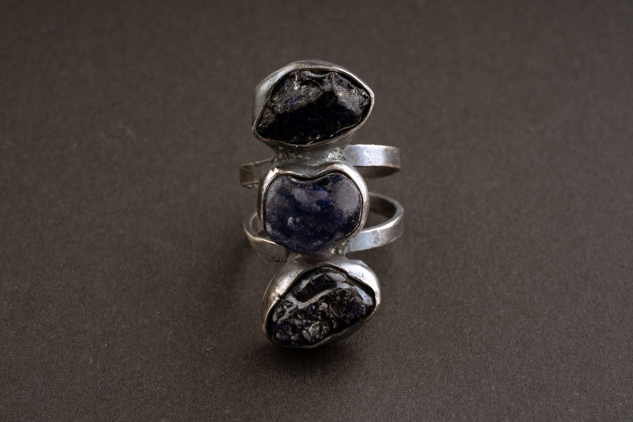 Raw River Tumbled Sapphire - Three Stone Ring - Size 11 3/4 US - 925 Sterling Silver - Hammer Textured Oxidised