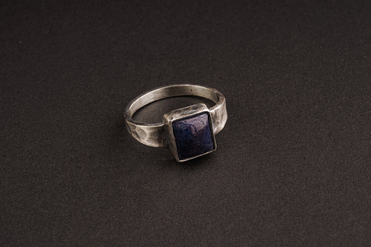 Tanzanite Cabochon Ring - Hammered Oxidized Sterling Silver, Size 12.5