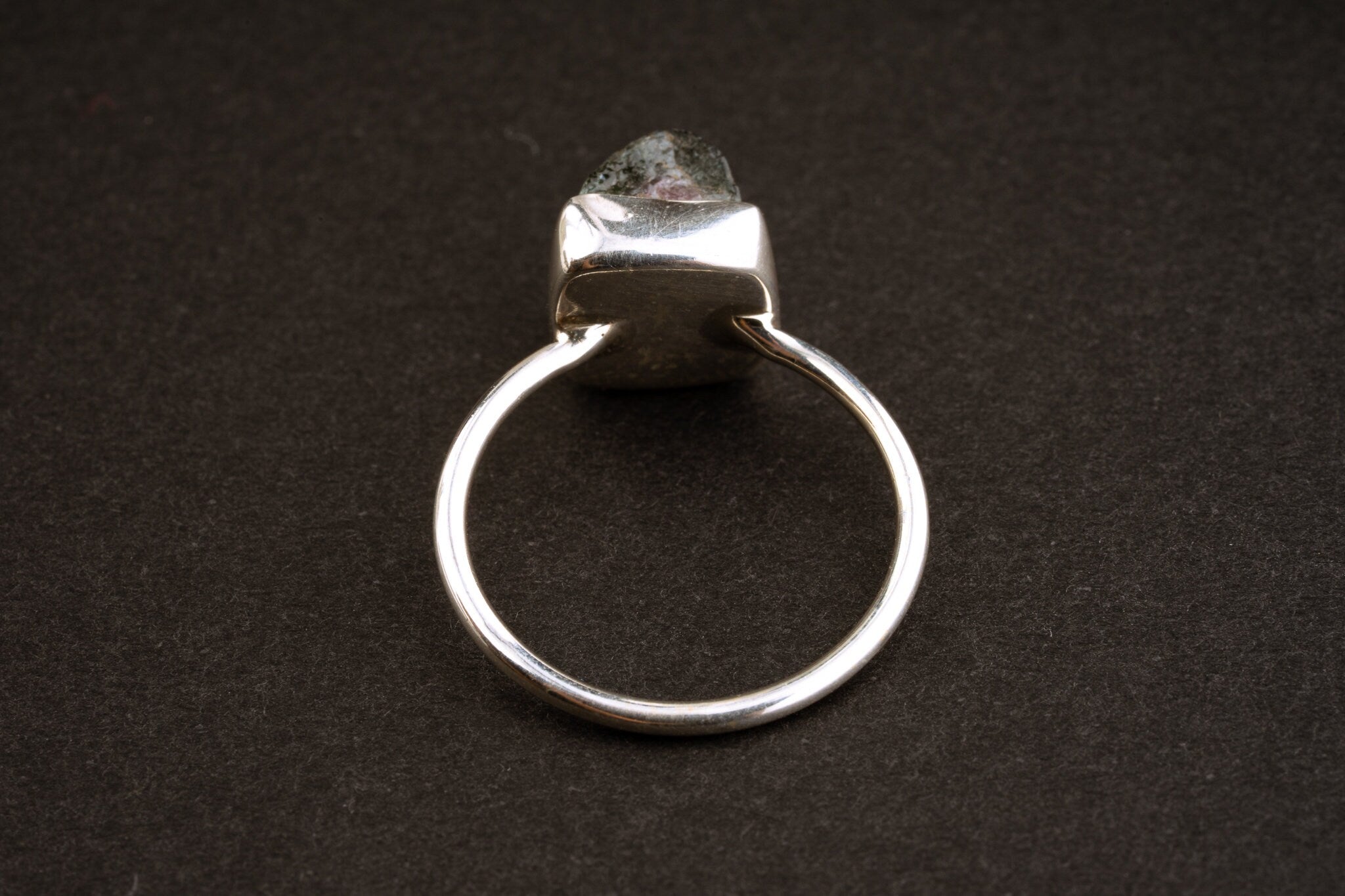 Size US 5 - Blue rinde Raw Watermelon Tourmaline - Fine 925 Sterling Silver Round Ring Band -