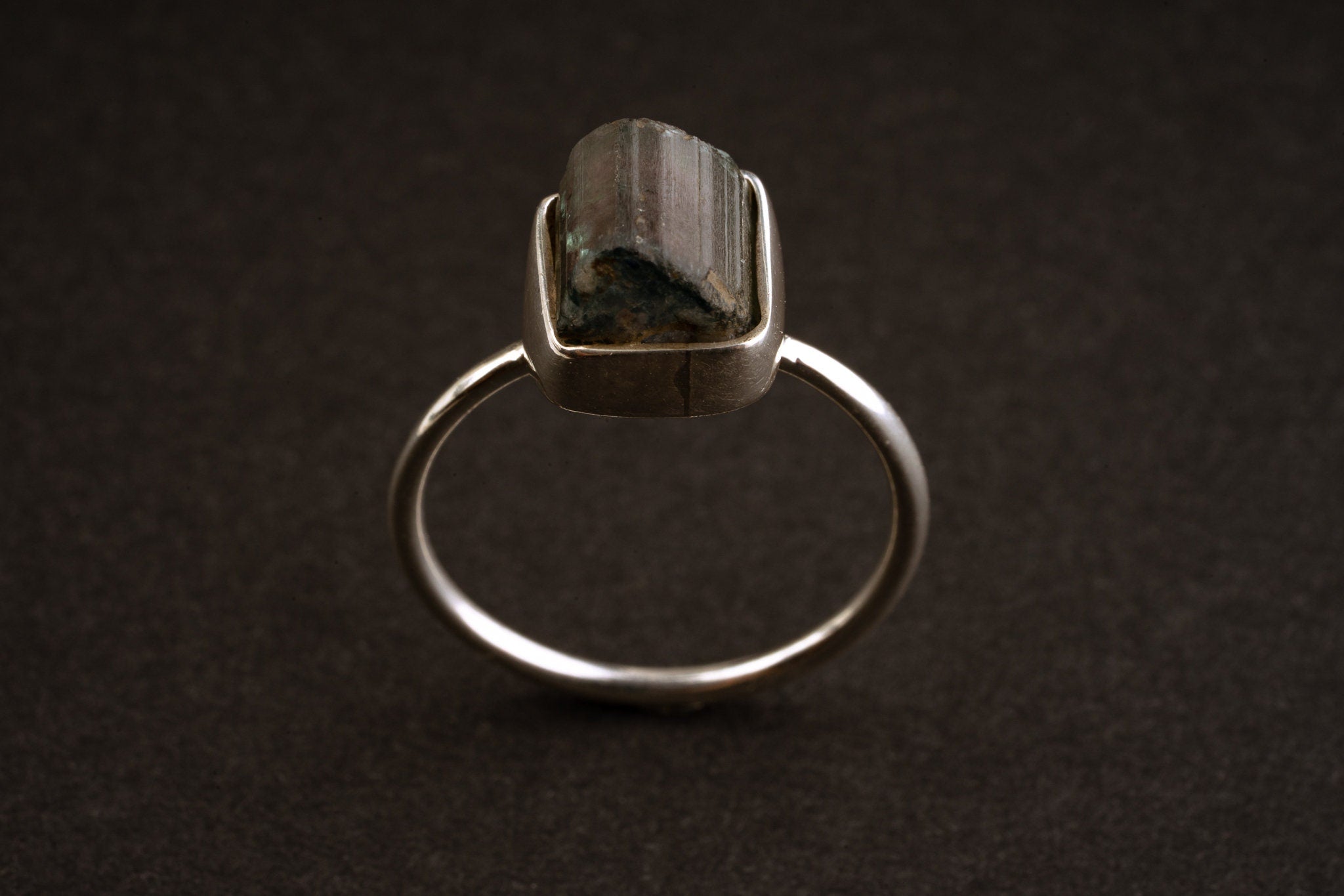 Size US 5 - Blue rinde Raw Watermelon Tourmaline - Fine 925 Sterling Silver Round Ring Band -