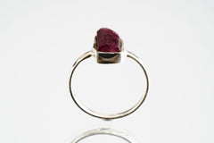 Pink gem Tourmaline Rubellite - Stack Crystal Ring - Size 5 US - 925 Sterling Silver - Thin Band Hammer Textured