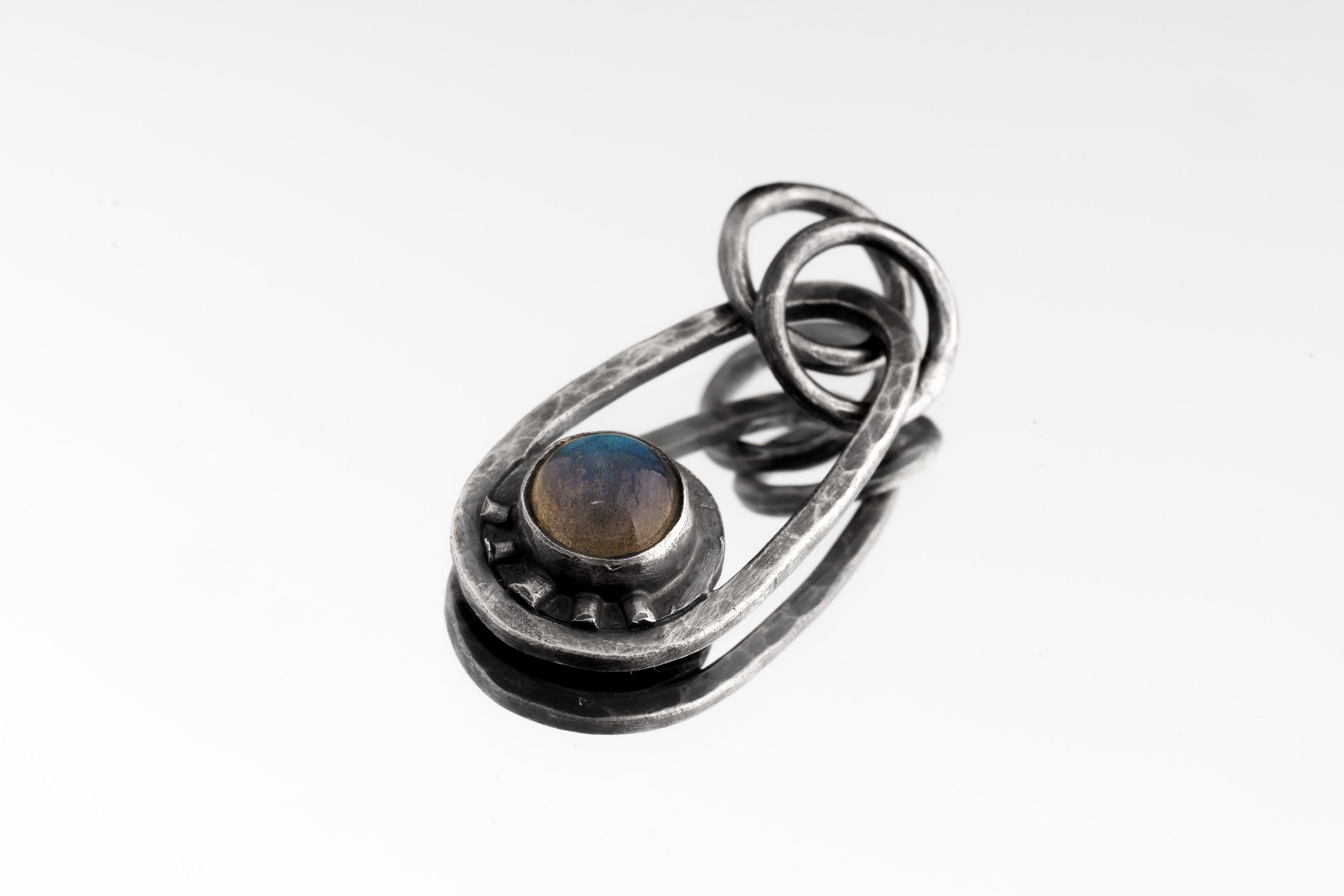 Labradorite Pendant 925 Sterling Silver Triangle Ray Necklace Circular Flash Stone Third Eye Crown Chakra Gift