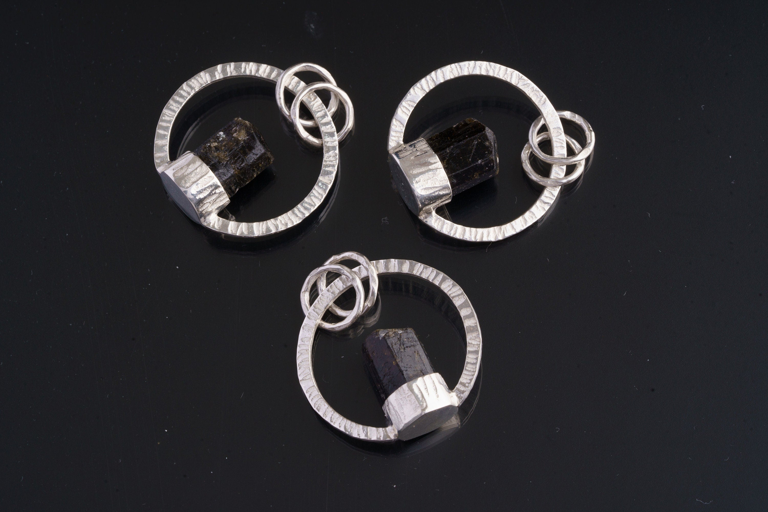 Himalayan Tourmaline Sterling Silver Pendant: Textured Halo Ring