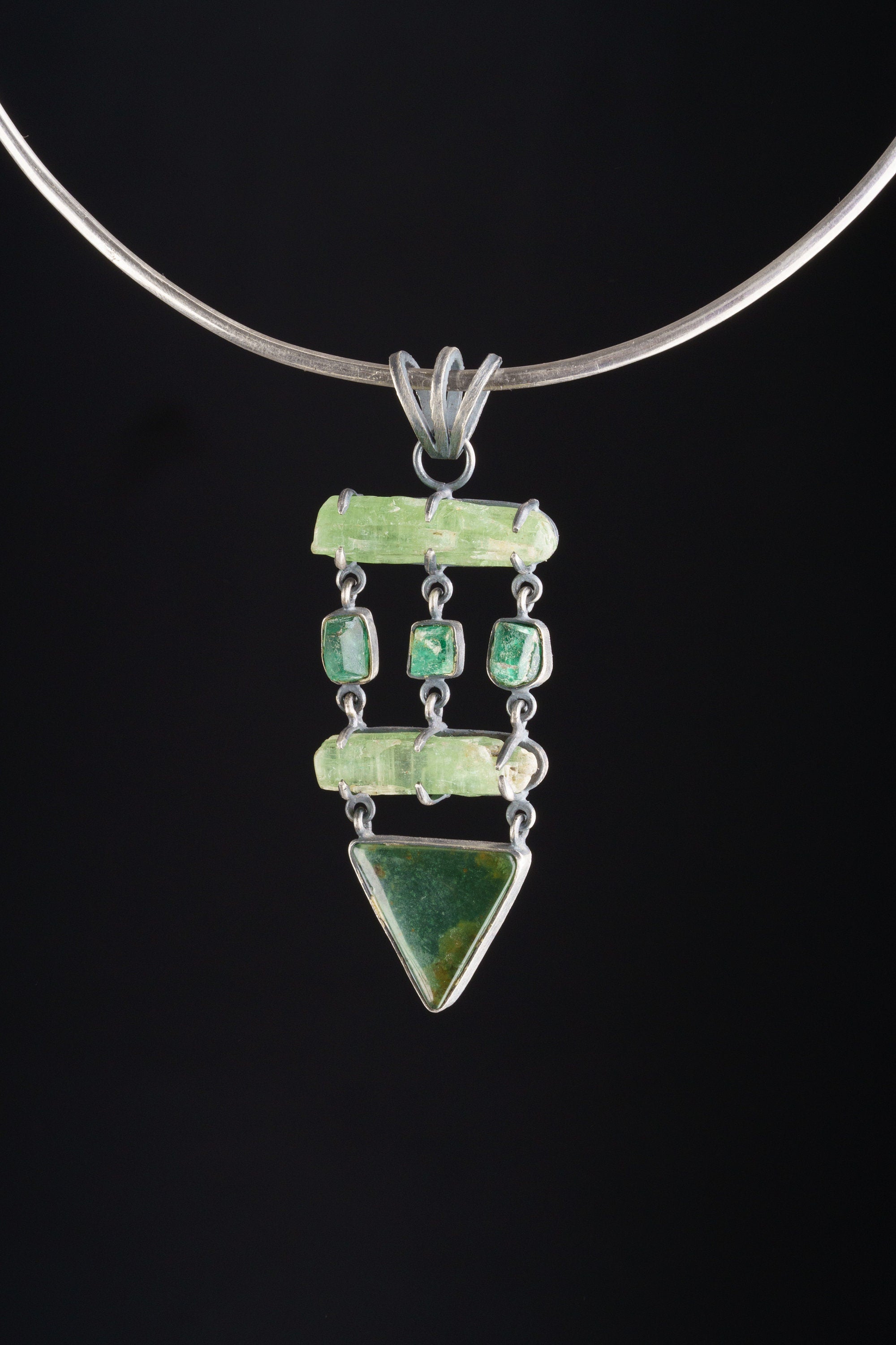 Australian Emerald Chrysoprase Green Kyanite Necklace 925 Sterling Silver Heart Chakra Talisman Jewelry