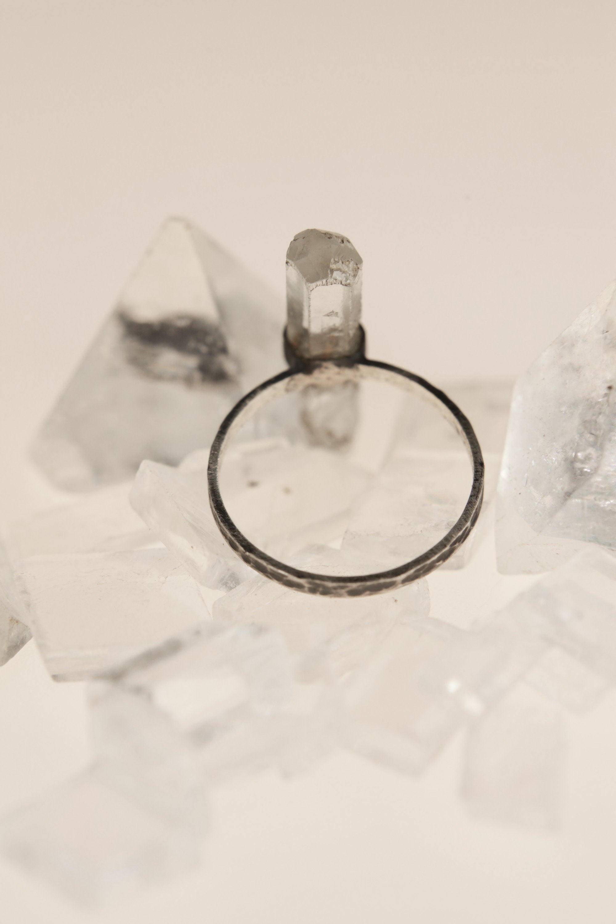 Oxidized Sterling Silver Ring: Raw Himalayan Aquamarine, Hammered Texture, Size 8 3/4