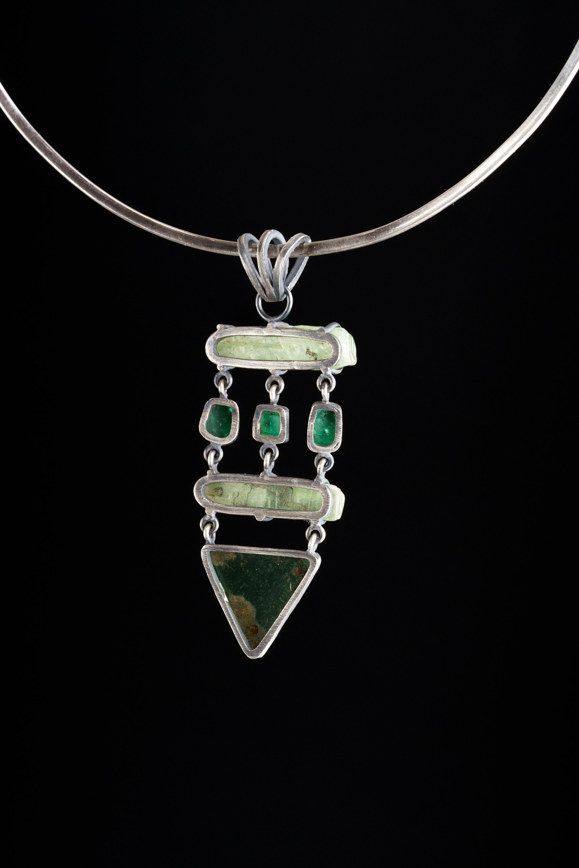 Australian Emerald Chrysoprase Green Kyanite Necklace 925 Sterling Silver Heart Chakra Talisman Jewelry