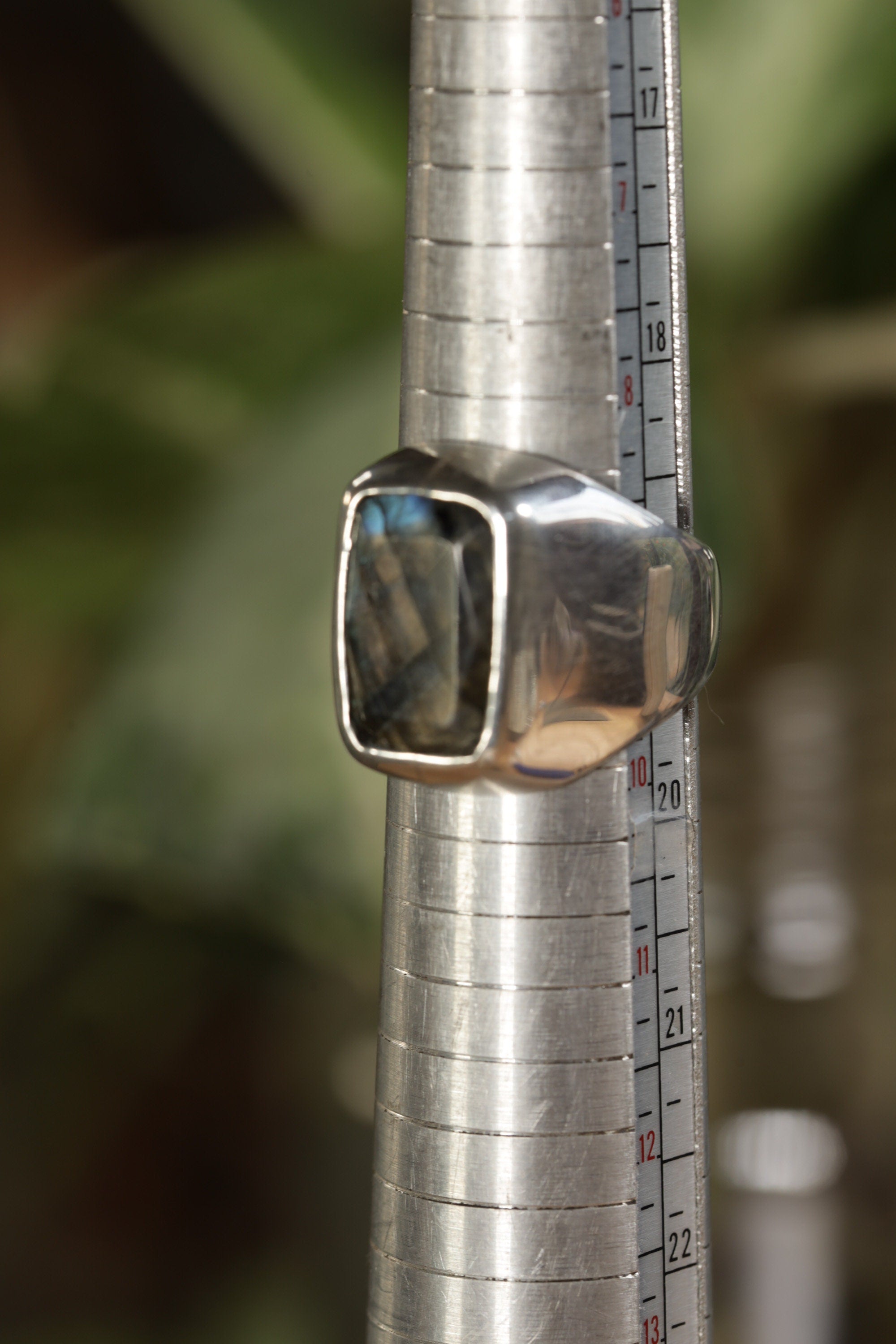 Sterling Silver Hollow Set Ring with Faceted Labradorite, Unisex, Third Eye Chakra, Scorpio Zodiac, Unique Gift, Size 9 US