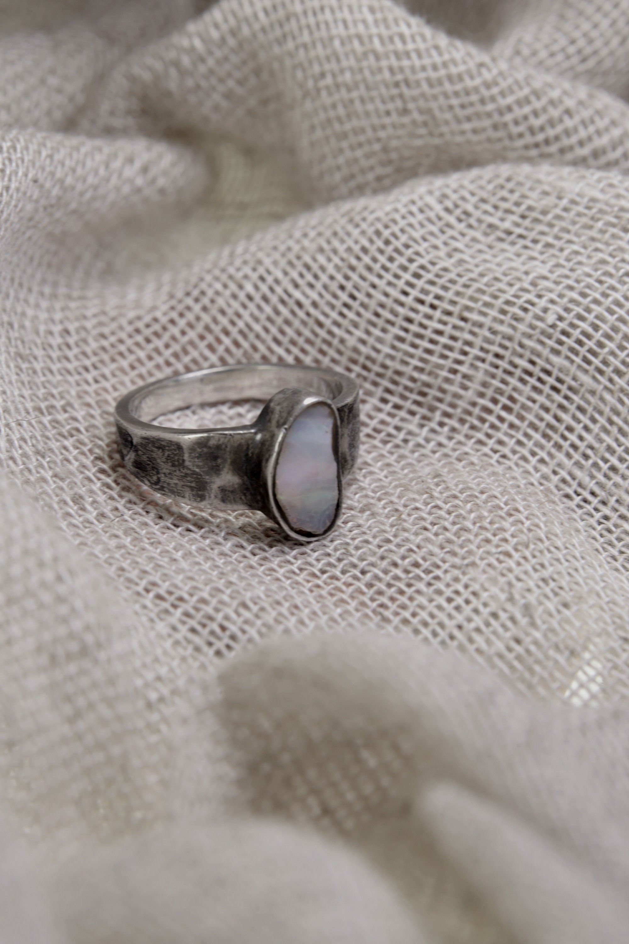 Sterling Silver Ring with Lightning Ridge Gem Opal - Textured & Oxidised - Size 7 - NO/01