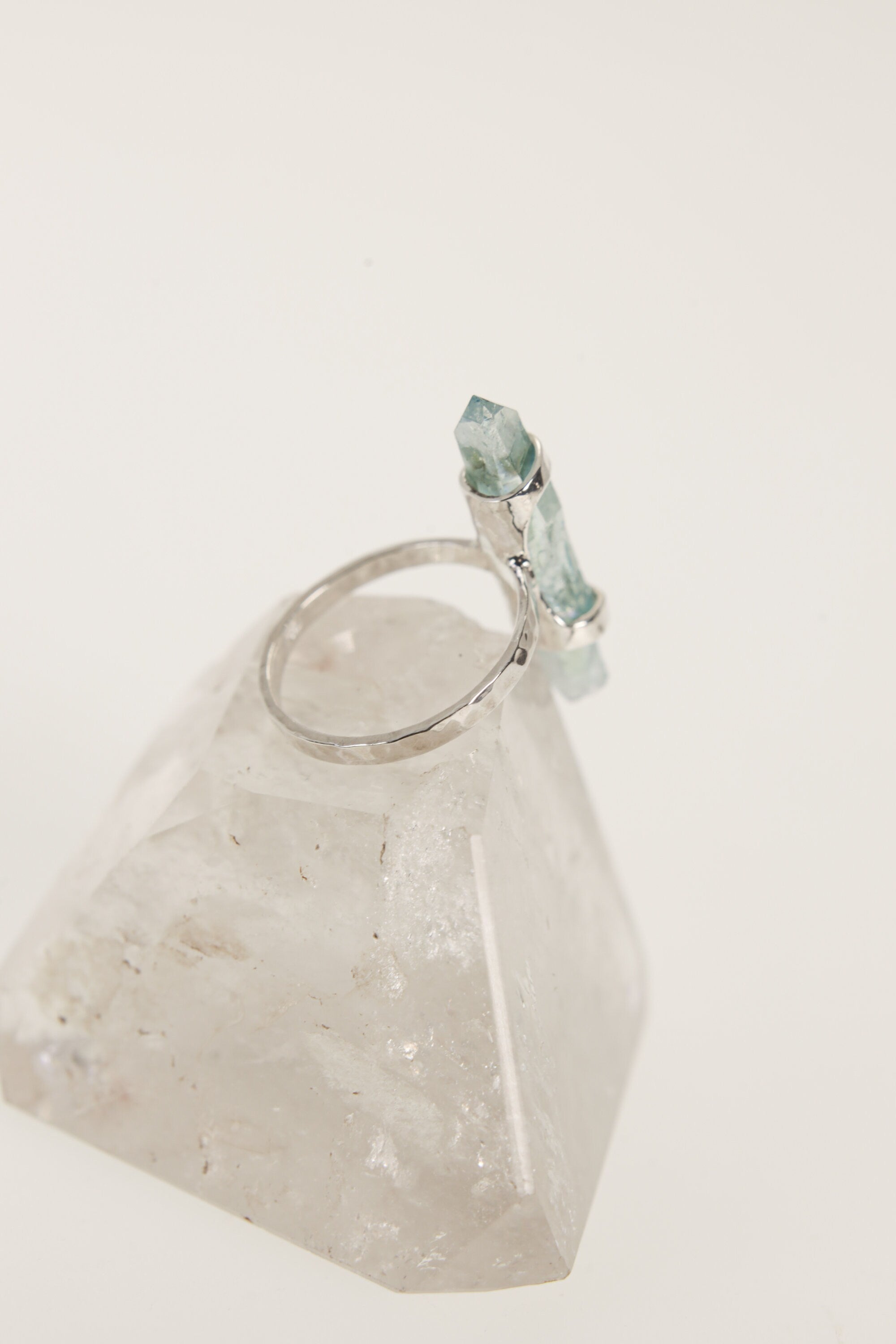 Azure Point Aqua Aura Quartz Ring: Hammered & Shiny Finish - Sterling Silver Ring with Raw Australian Ocean Aquamarine - Size 7.5 US