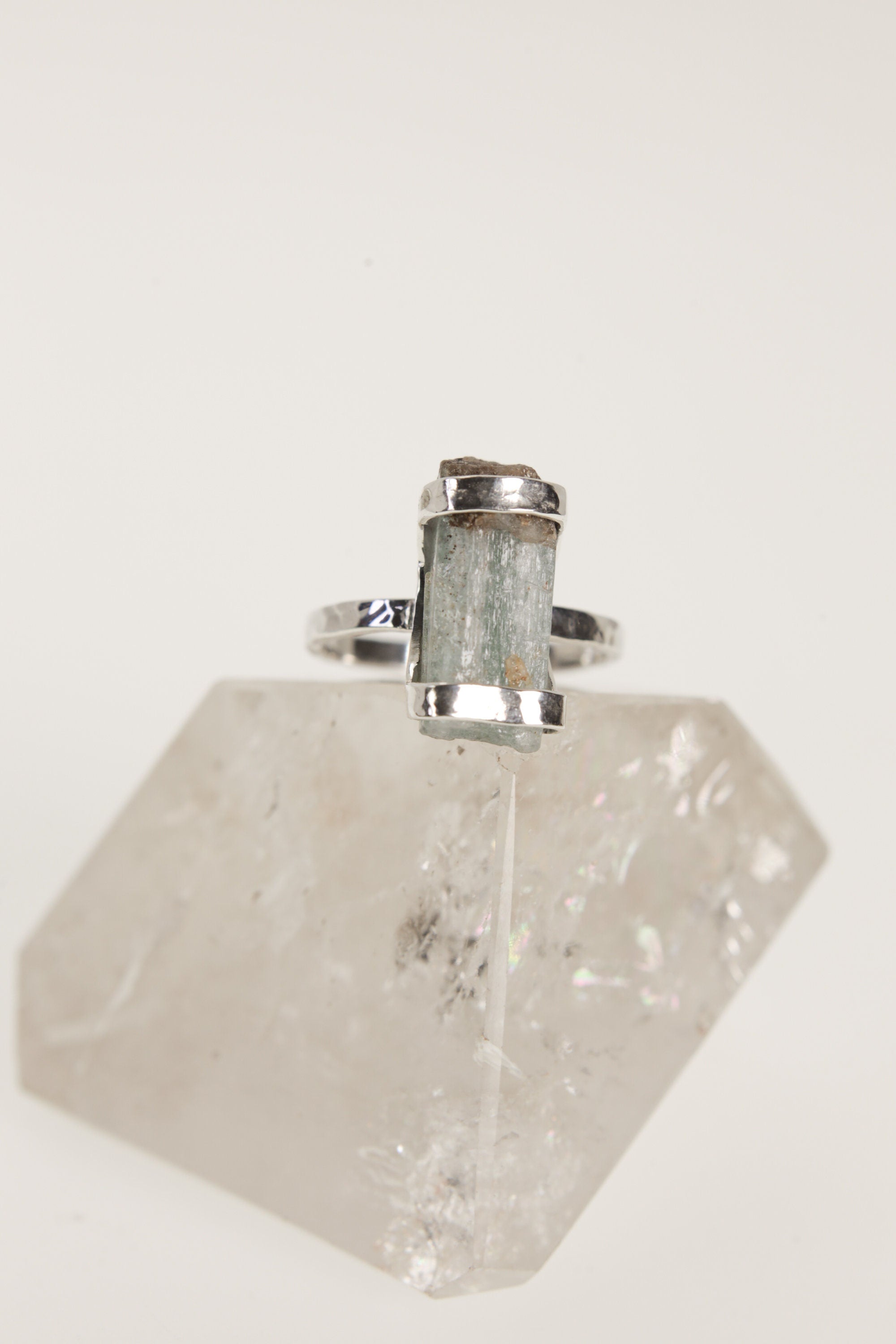 Raw Aquamarine Gem Sterling Silver Ring - Hammered Band, Size 7 3/4