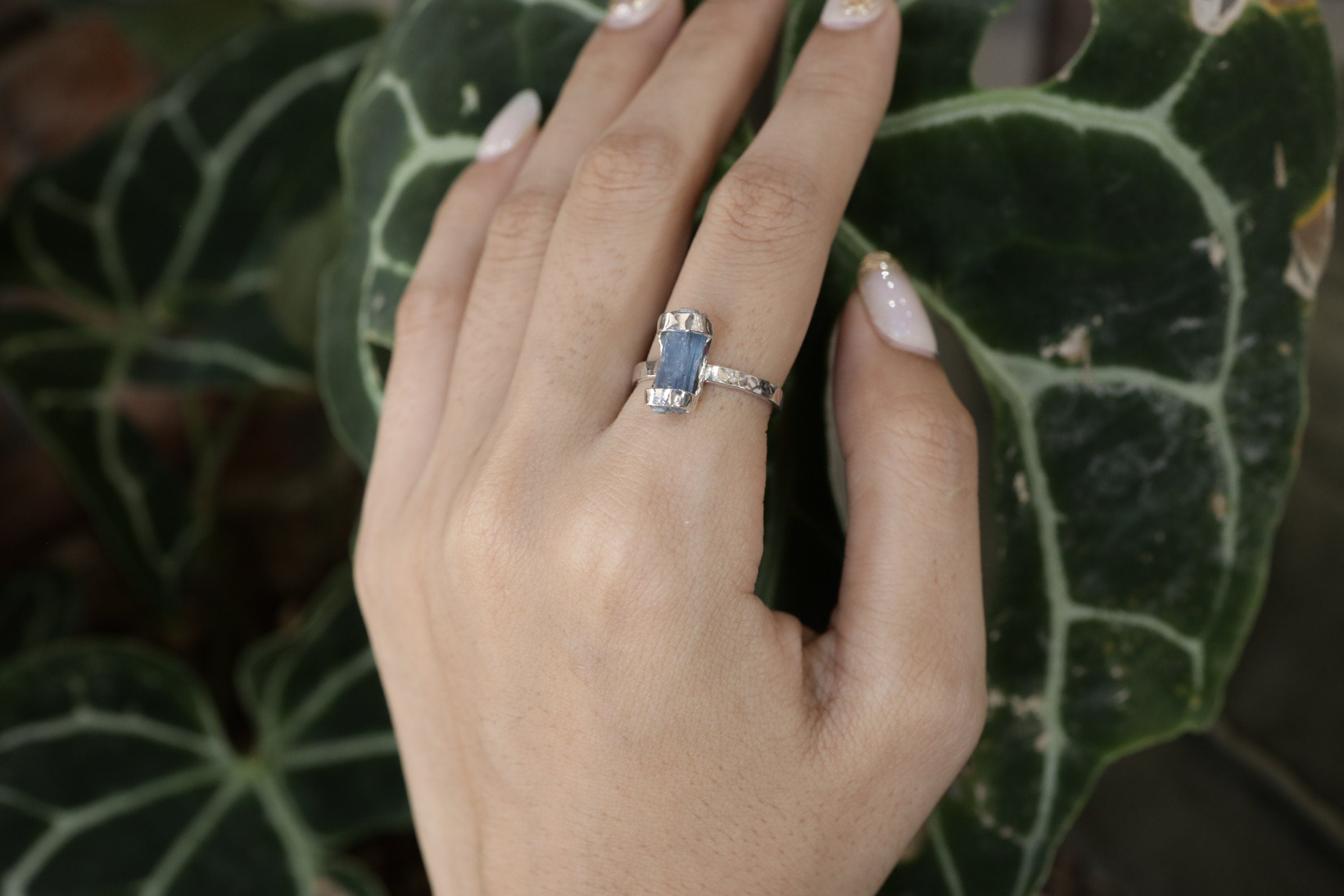 Australian Kyanite Ring 925 Silver Hammered Band Ocean Blue Crystal Oxidized Throat Chakra Jewelry Gift Size 5 1/2