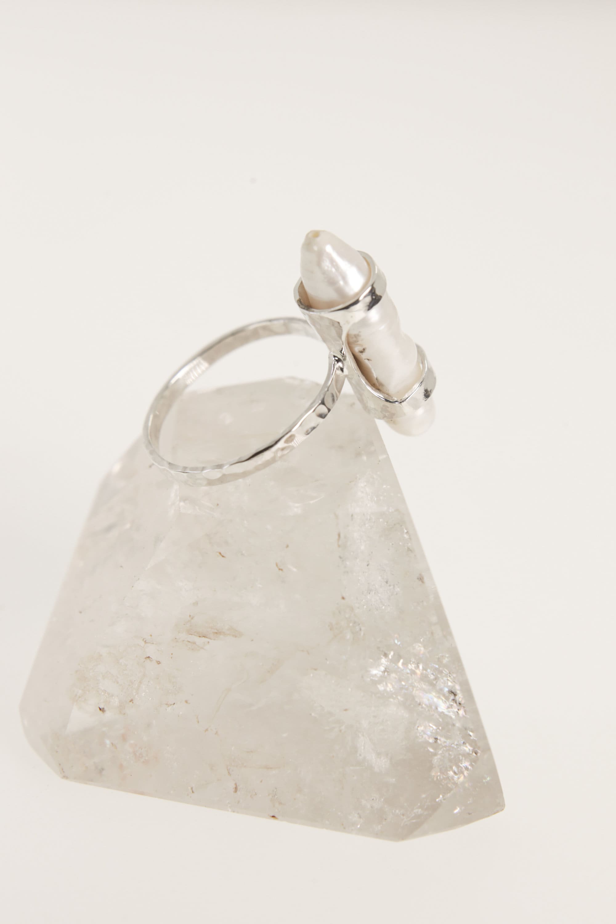 Mother of Pearl Ring 925 Sterling Silver Oxidized Hammered Band Water Energy Nacre Jewelry Gift