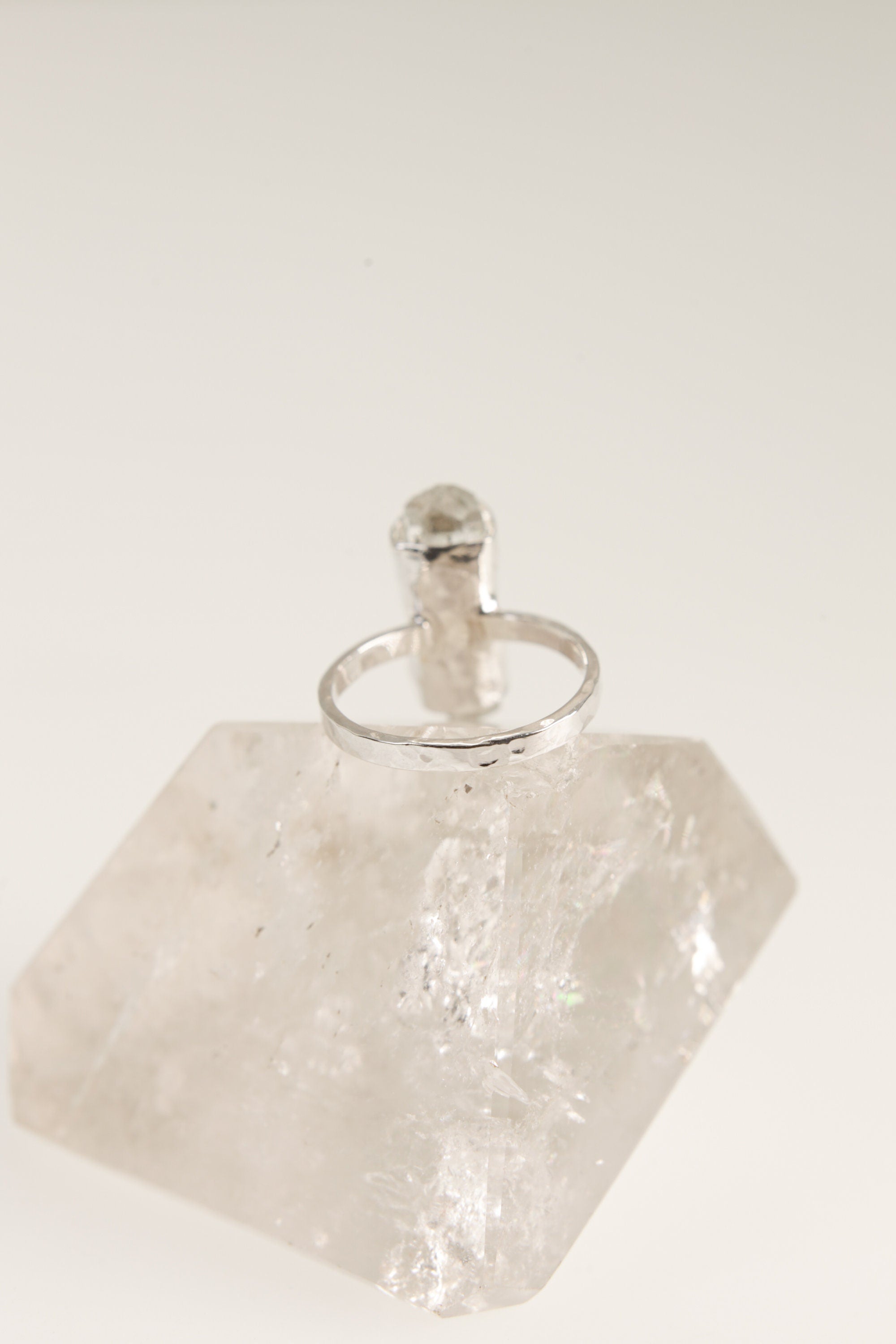 Raw Aquamarine Sterling Silver Ring - Hammered Band, Size 5 1/2