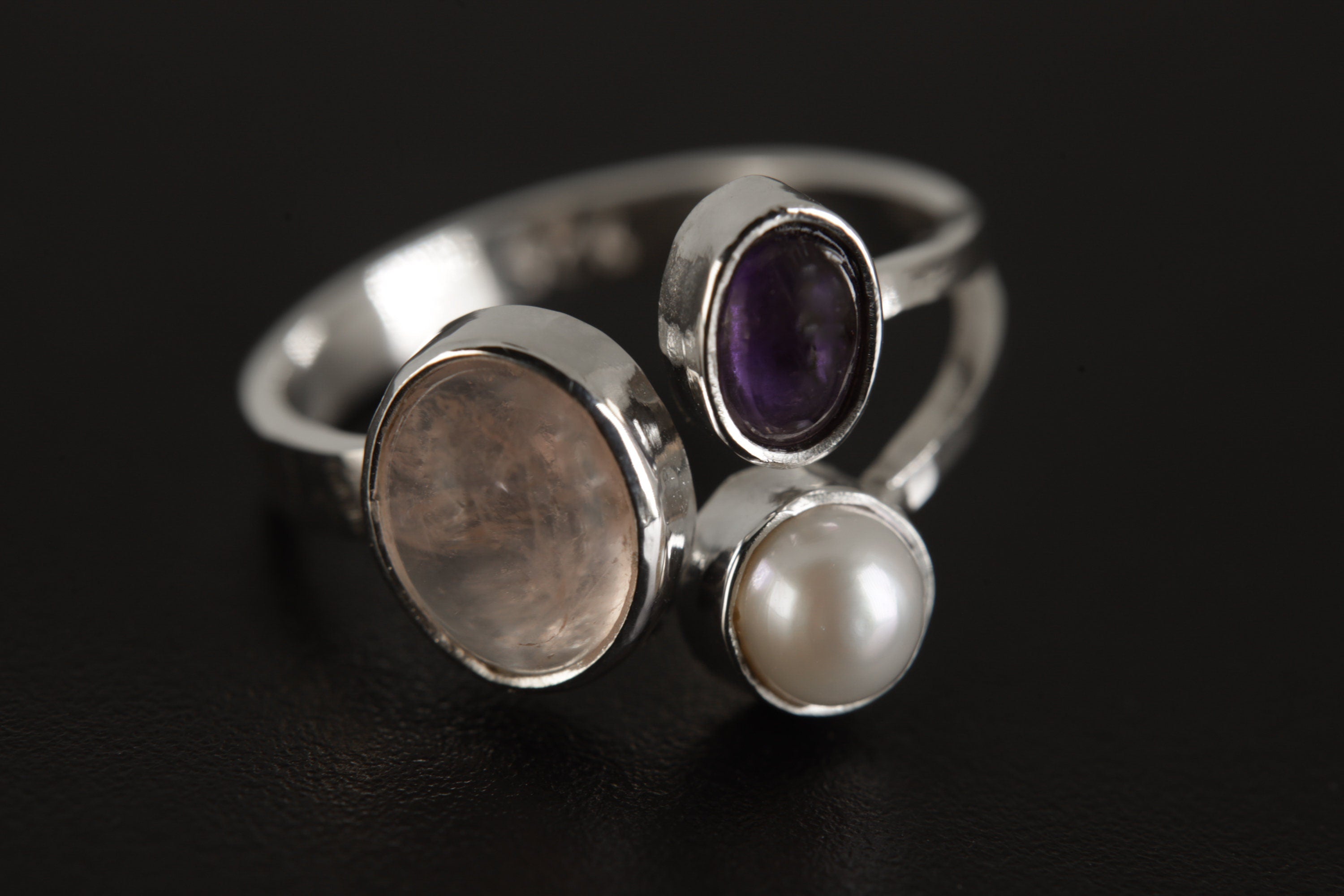 Adjustable Ring set in Amethyst, Pearl & Rose Quartz - Sterling Silver - Hammer Textured Shiny Finish - Size 5-12 US