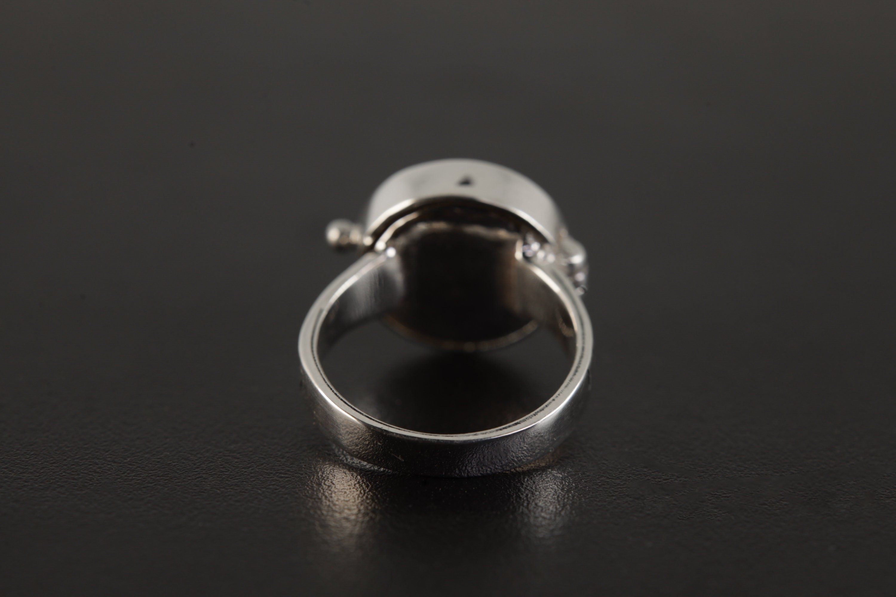 Treasure Box / Stash - High Polish Texture Sterling Silver Capsule Ring - Solid Australian Lightning Ridge Opal