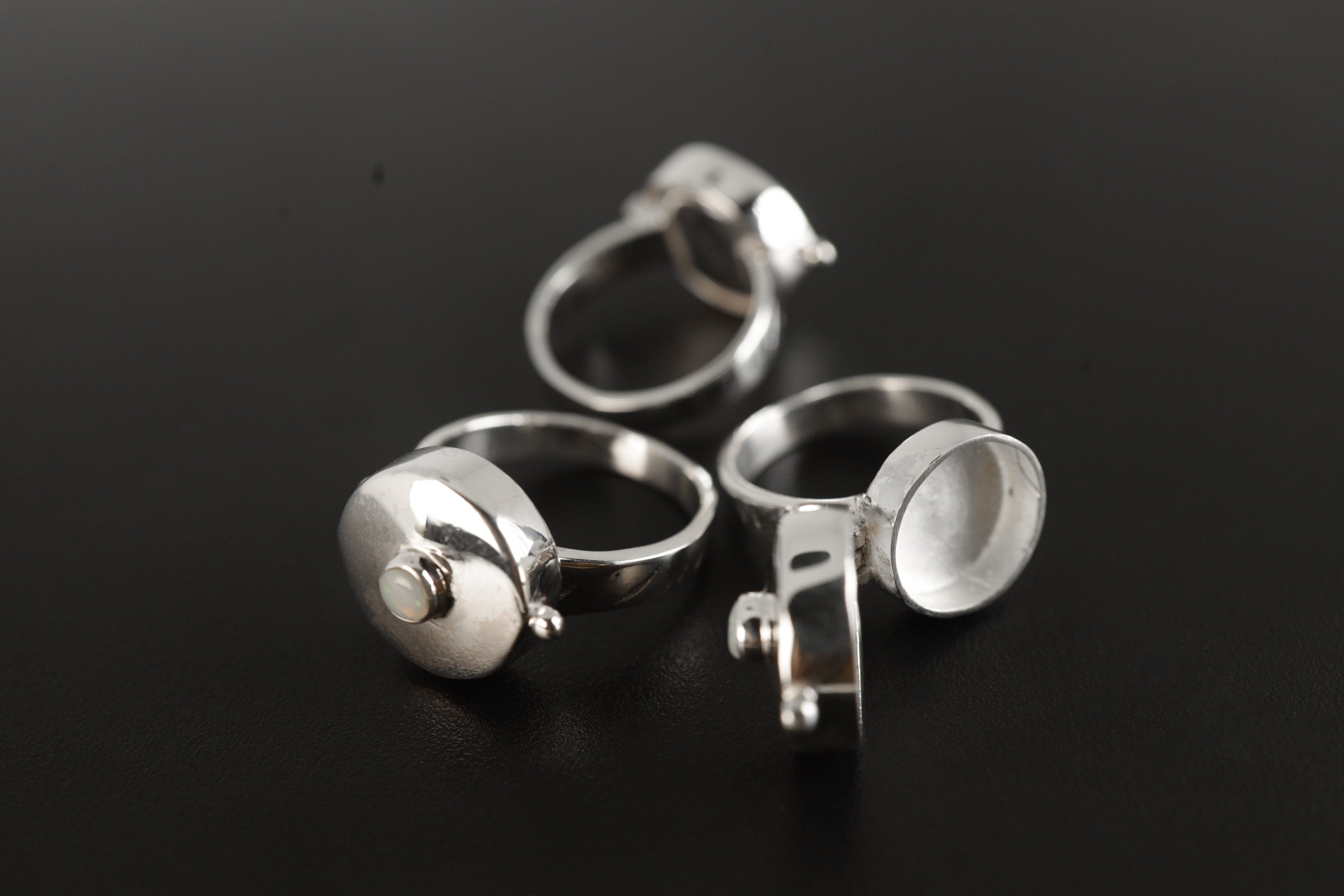 Sterling Silver Capsule Ring: Australian Opal Stash Box