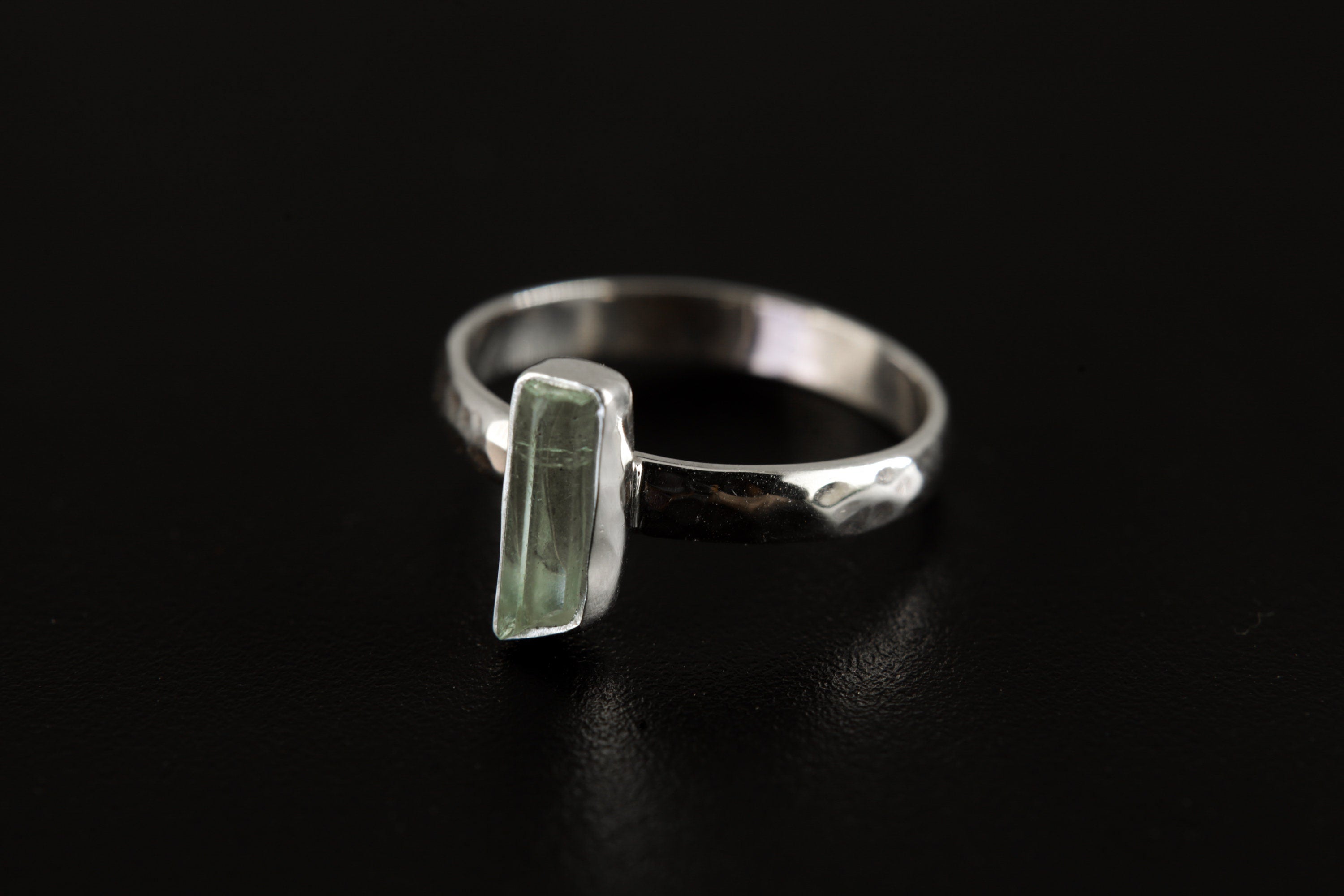 Small Potent Gem Aquamarine Ring, Sterling Silver, Hammer Textured & Shiny Finish Crystal Band, Size 7 US, Throat Chakra, Pisces/Aquarius