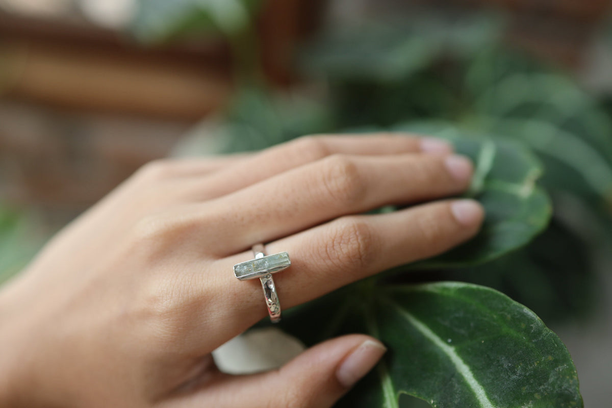 Sterling Silver Ring with Australian Gem Aquamarine, Hammer Textured & Shiny Half Round Band, Size 8 US, Throat Chakra, Pisces/Aquarius