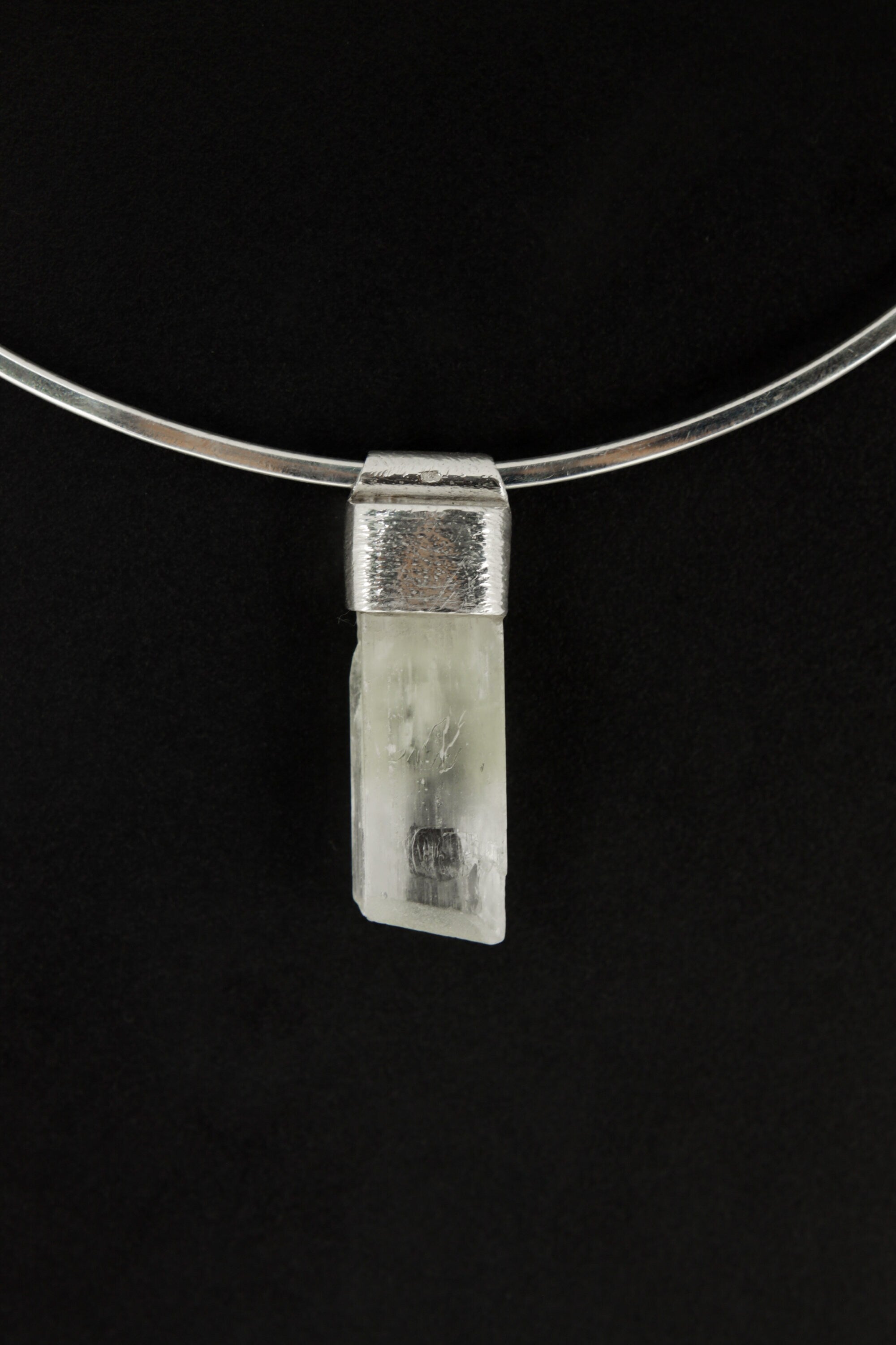 Light Green Terminated Hiddenite - Stack Pendant - Organic Textured 925 Sterling Silver - Crystal Necklace
