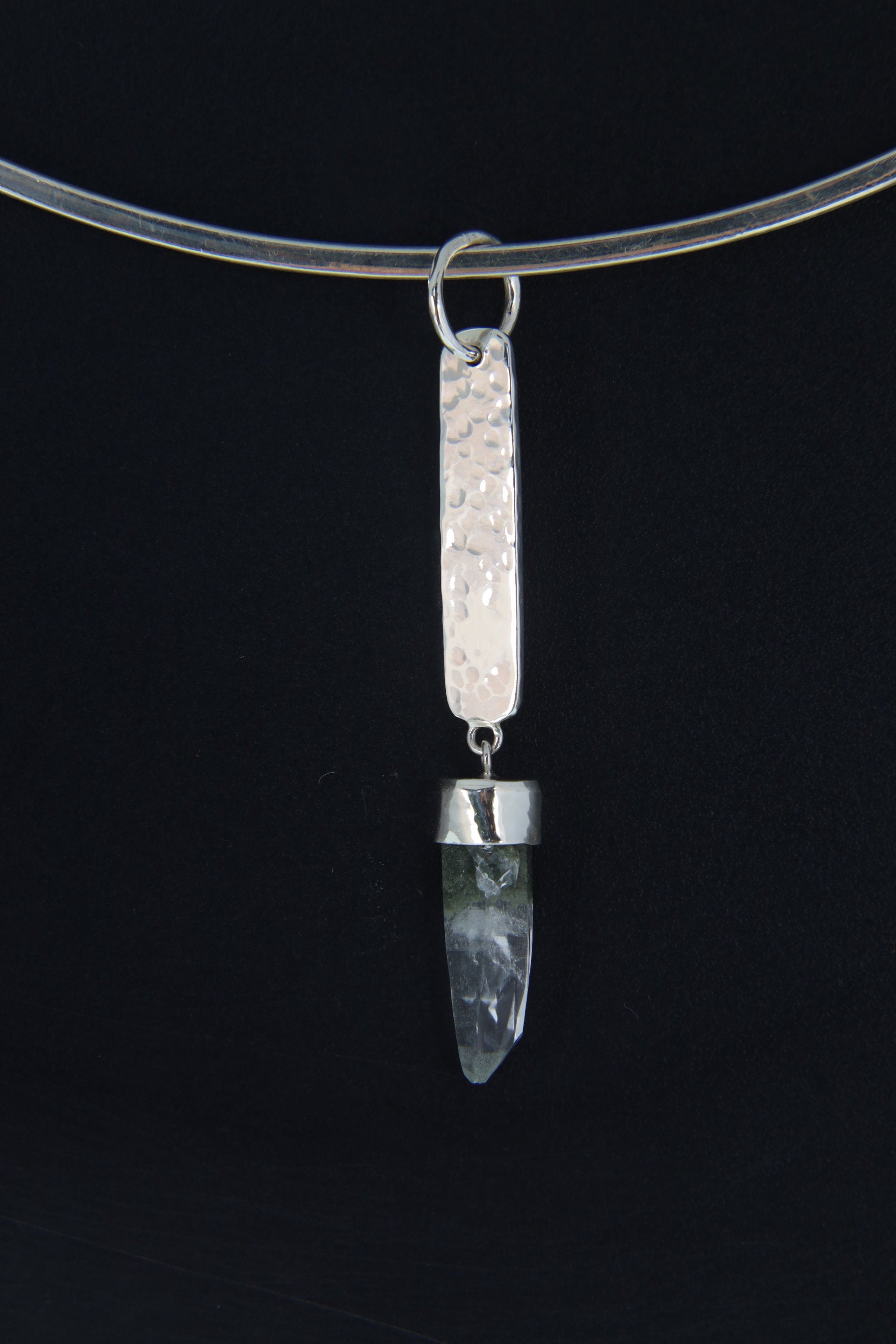 Himalayan Harmony Chloride Inclusion Laser Quartz Point Pendant - Sterling Silver - Hammer Texture & Shiny Finish