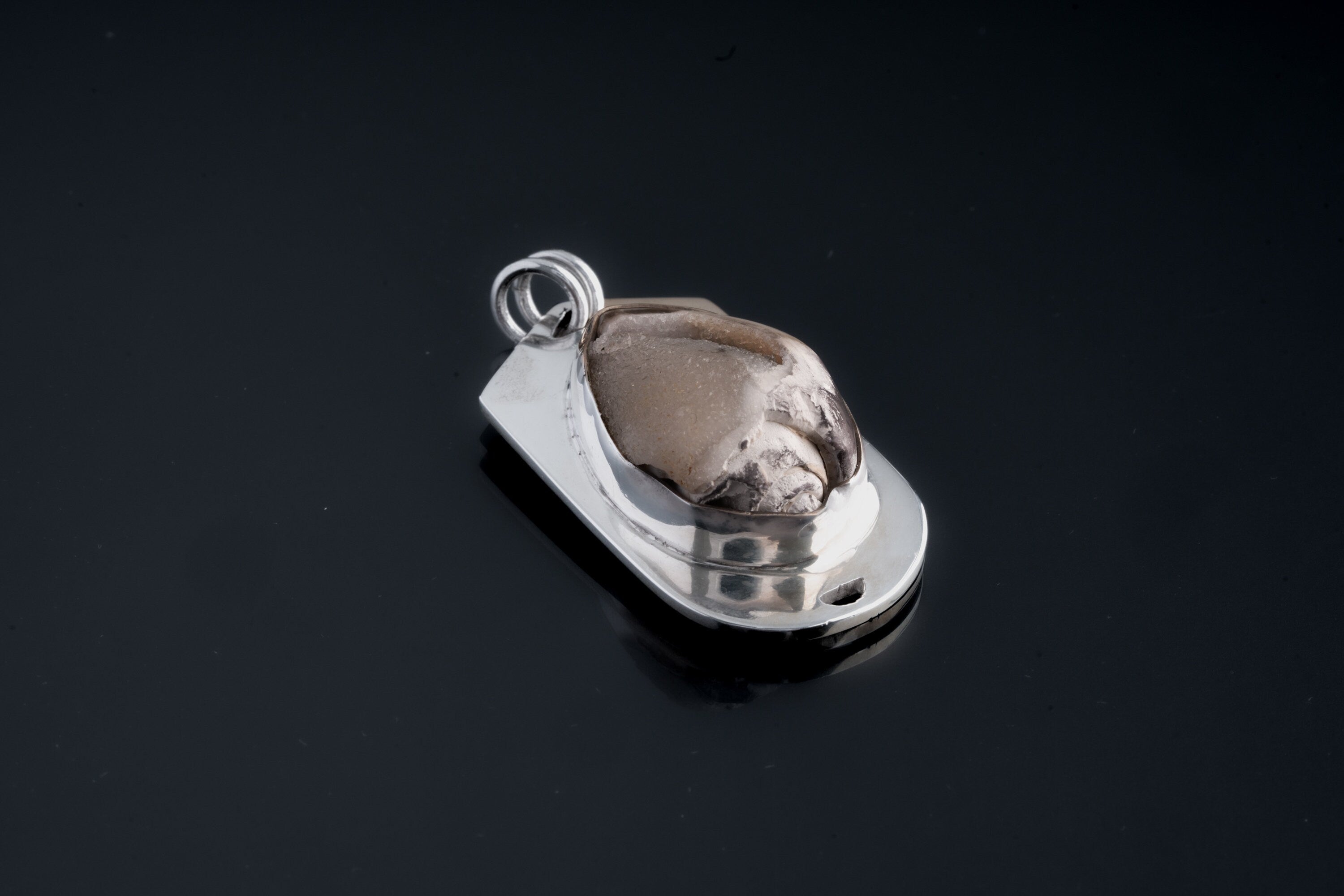Sterling Silver Pendant adorned with Fossilised Crystal Drusy Shell - Shiny and Polish Finish