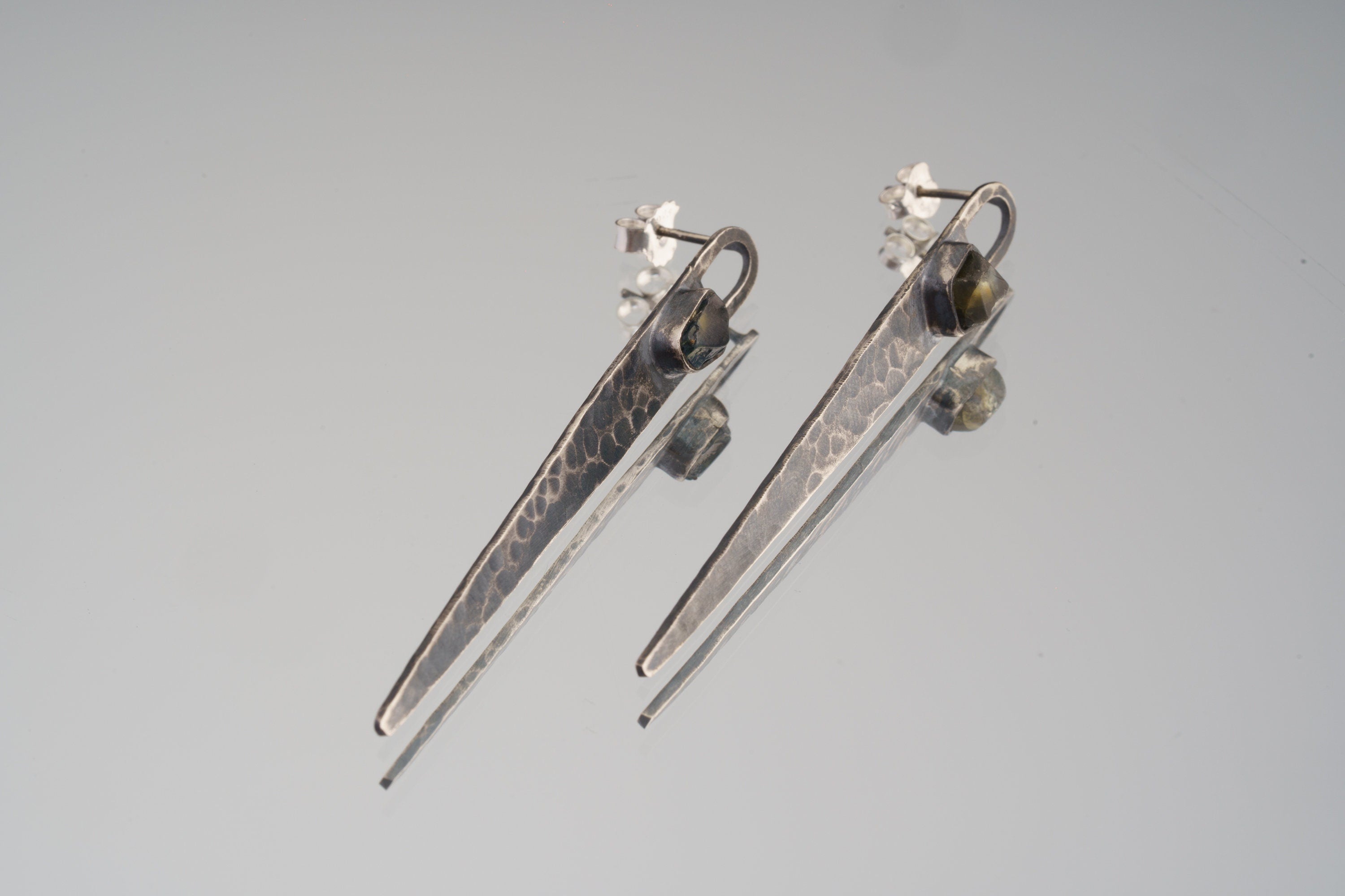 Sapphire Stud Earrings 925 Sterling Silver Oxidized Hammered Texture 8cm Dangles September Birthstone Gift