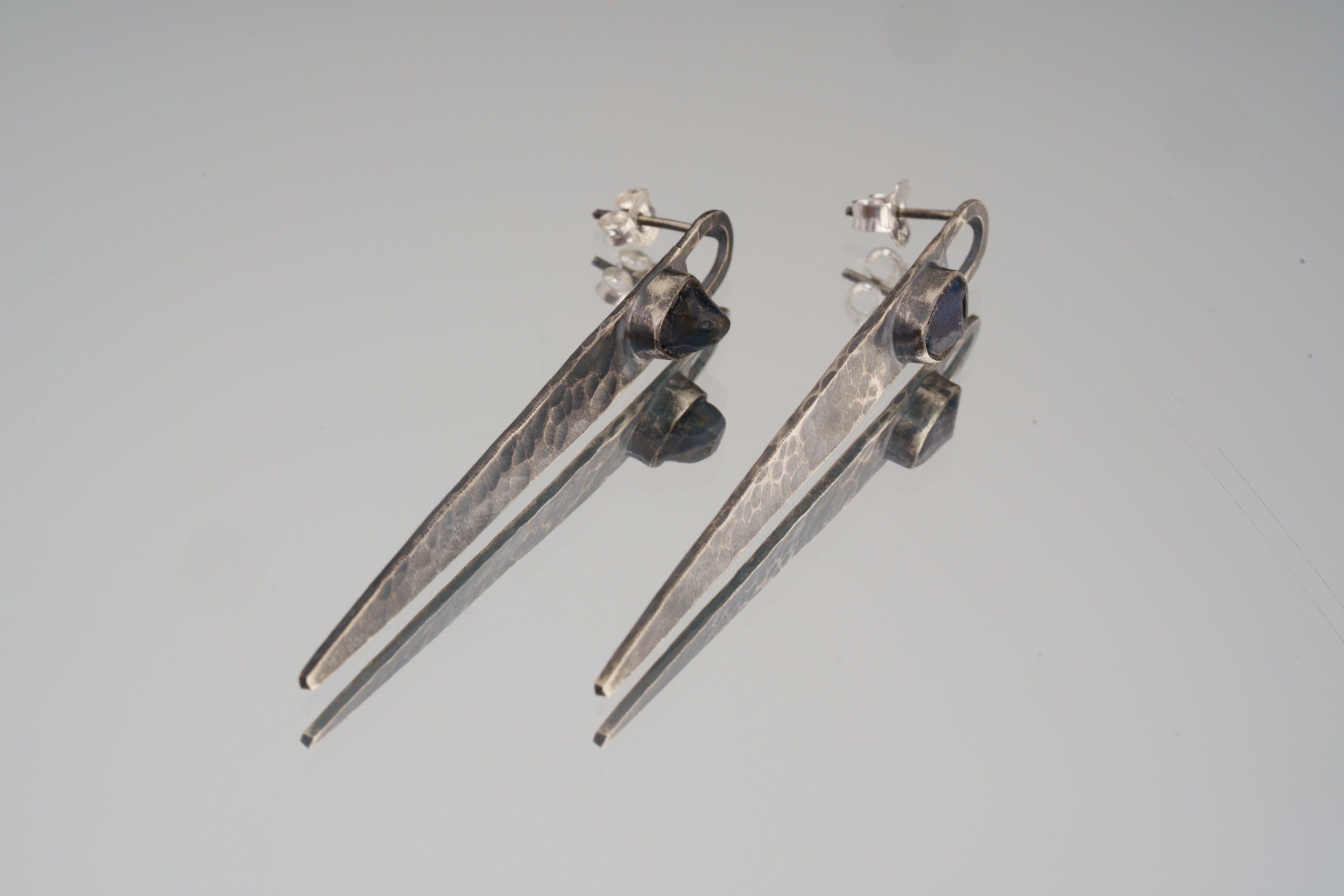 Sapphire Jewel - 925 Sterling Silver Stud Earring - Hammered Textured & Oxidized Finished - Rustic with Modern Elegance.