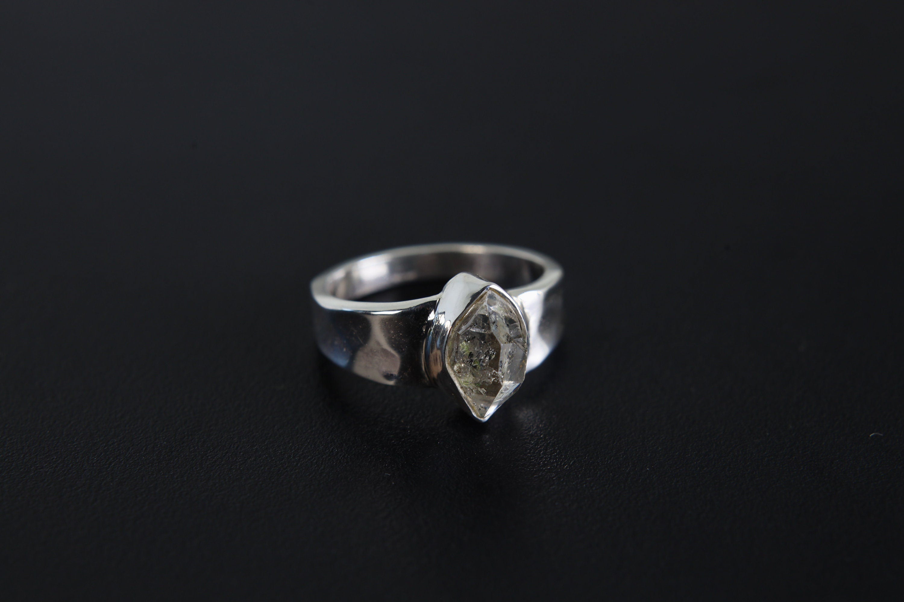 Herkimer Diamond Ring 925 Sterling Silver Raw Quartz Crystal Textured Hammered Band Crown Chakra Aries Sagittarius Gift