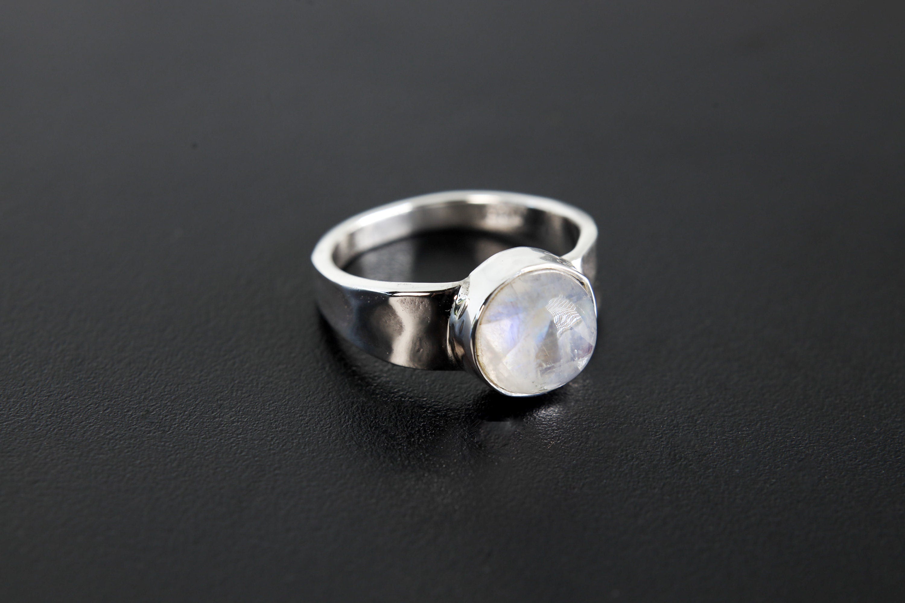 Round Vibrant Blue Moonstone Cabochon - Hammered Ring Band - Unisex - 925 Sterling Silver Setting - High Shine Polish