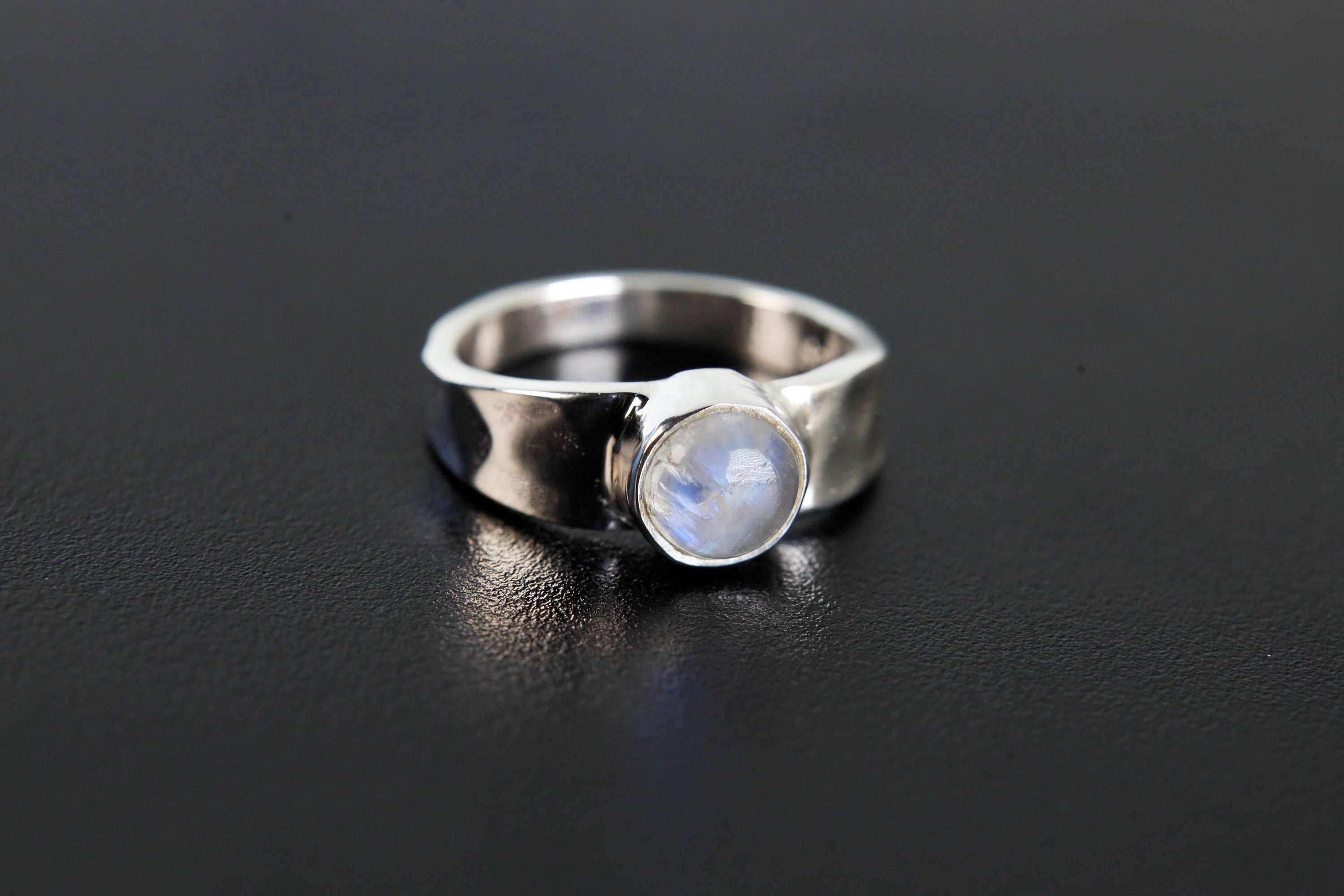 Round Vibrant Blue Moonstone Cabochon - Hammered Ring Band - Unisex - 925 Sterling Silver Setting - High Shine Polish