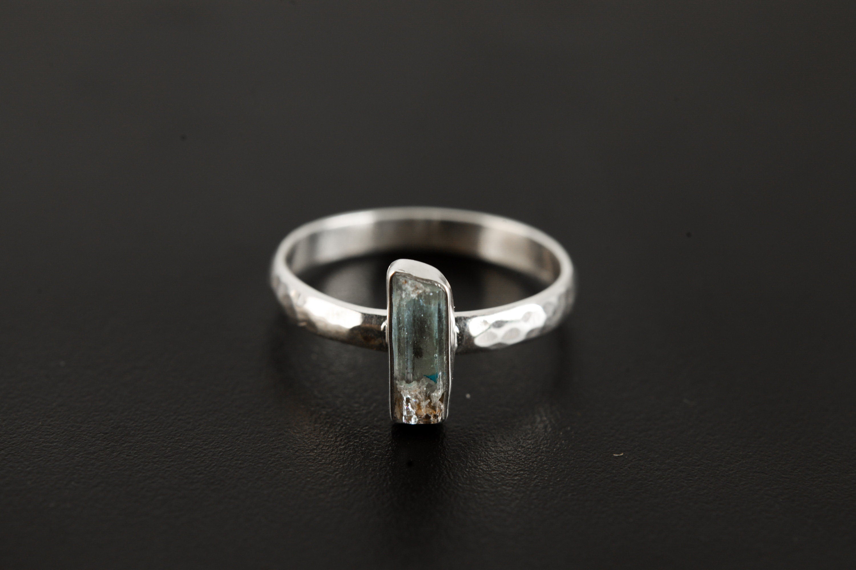 Short Gemmy Australian Aquamarine Ring, Sterling Silver, Hammer Textured & Shiny Crystal Band, Size 9 US, Throat Chakra, Pisces/Aquarius