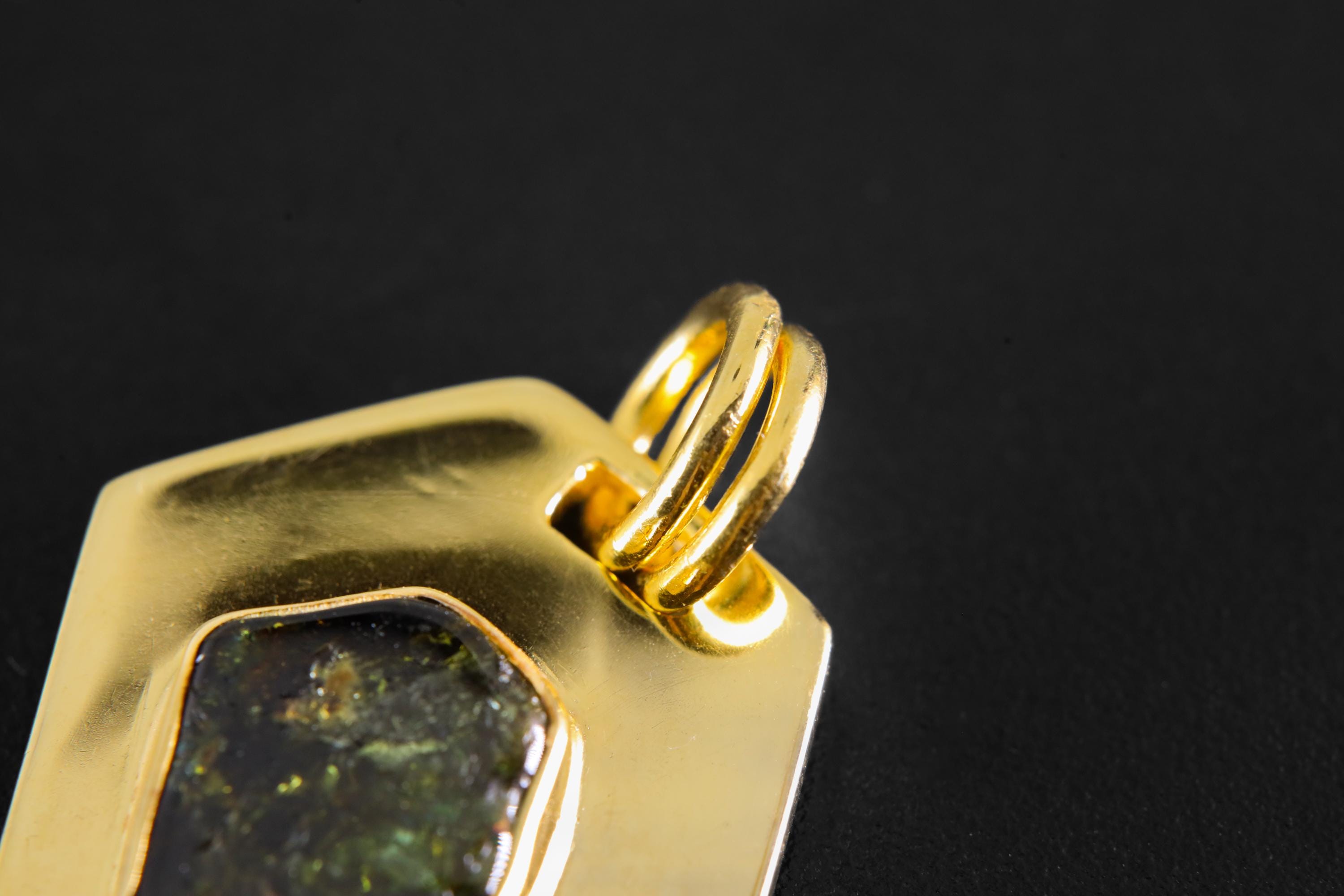 Pentagonal Green Tourmaline Slice Pendant, 18K Gold-Plated Sterling Silver, Heart Chakra Jewelry, Libra & Virgo Zodiac, Unique Gift