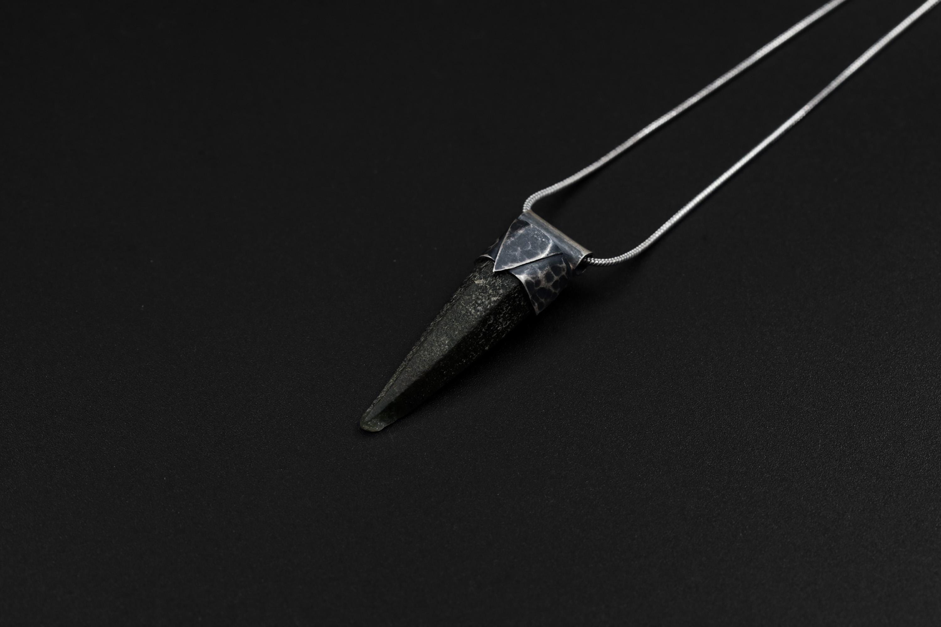 Nepal Chlorite Rutile Phantom Quartz Stack Pendant 925 Silver Himalayan Crystal Crown Heart Chakra Gift