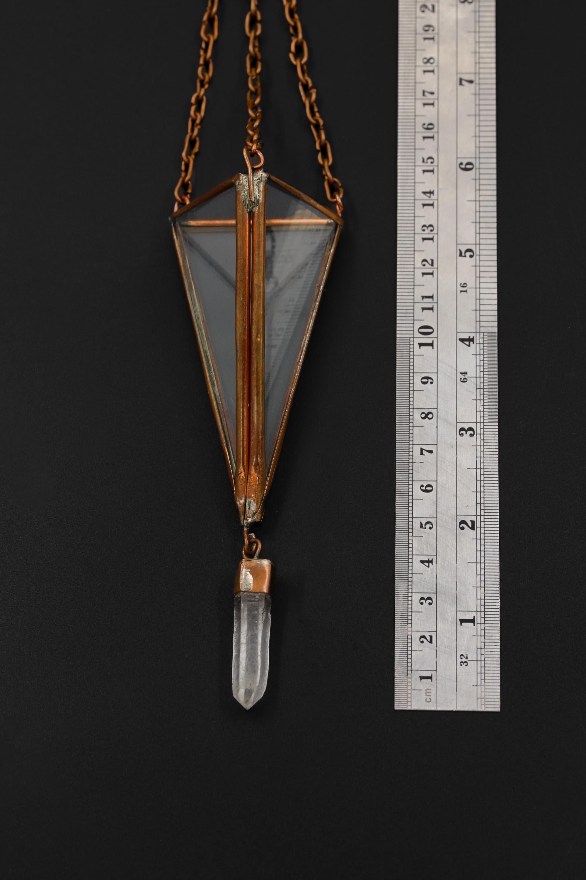 Copper Triangle Quartz Hanging Decoration – Geometric Glass Ornament, Raw Crystal Point, Boho Room & Sacred Space Decor