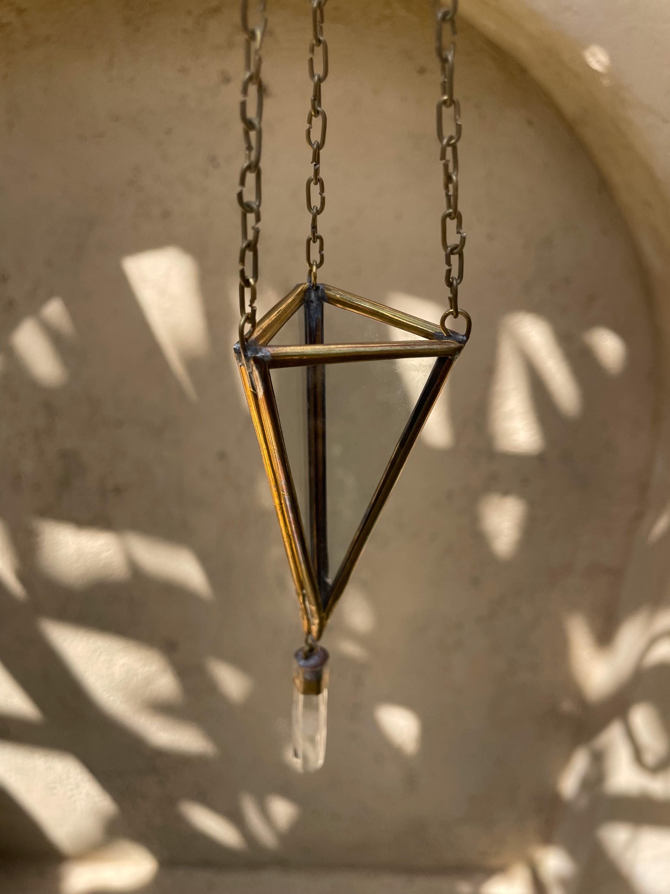 Brass Triangle Quartz Hanging Decoration – Geometric Glass Ornament, Raw Crystal Point, Boho Room & Sacred Space Decor