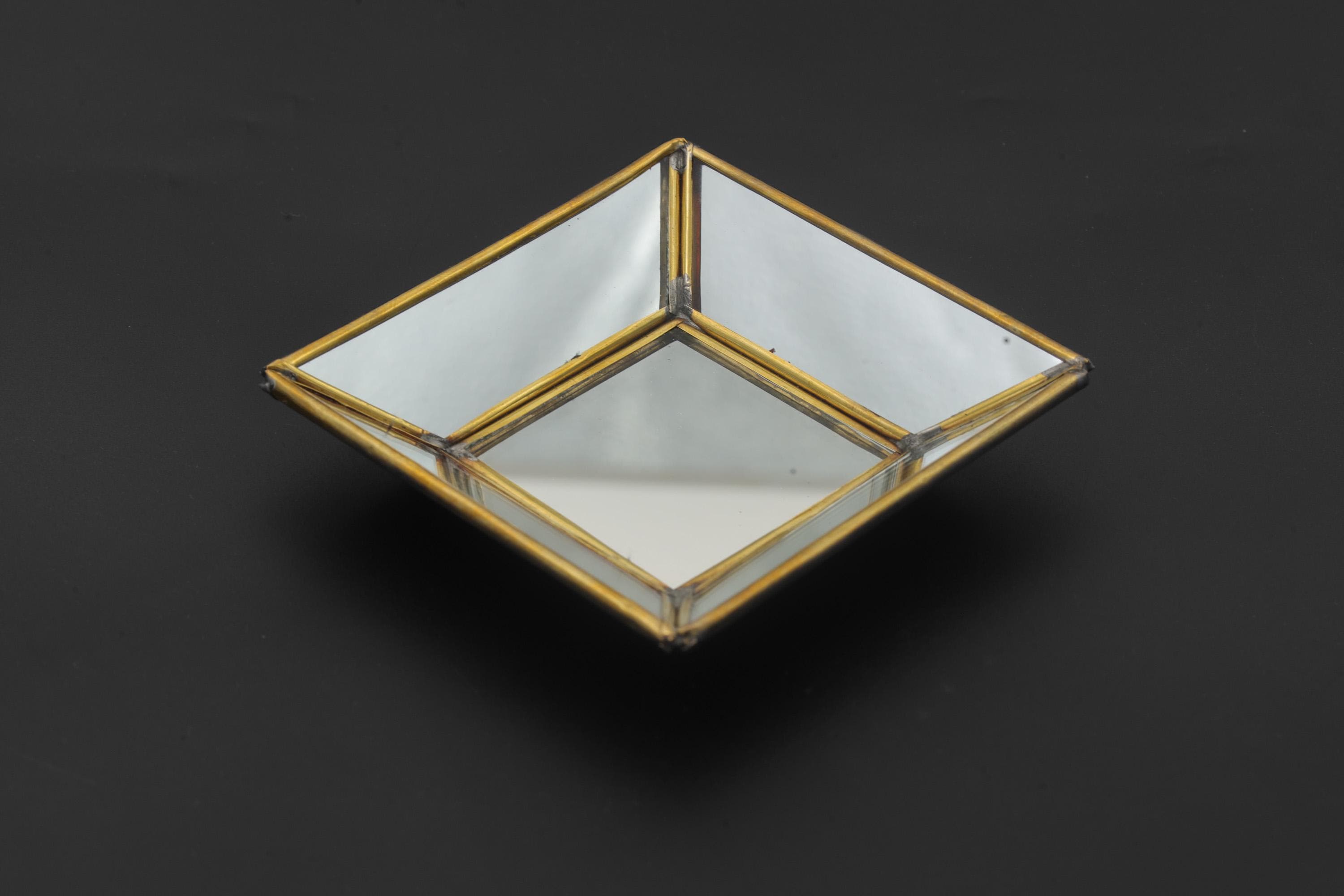 Brass Mirror Geometric Tray Handmade Reflective Pyramid Jewelry Display Tray Candle Holder Keepsake Decor Gift