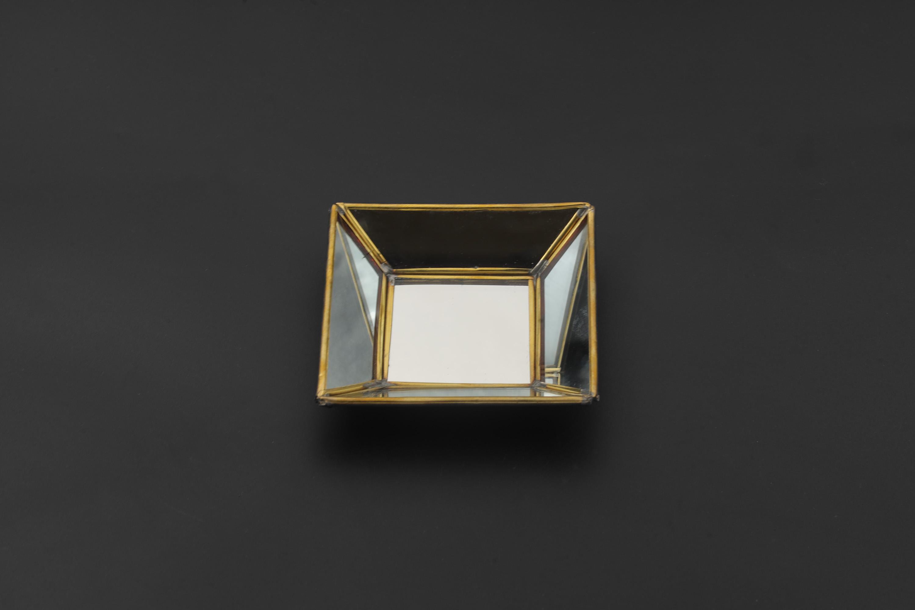 Brass Mirror Geometric Tray Handmade Reflective Pyramid Jewelry Display Tray Candle Holder Keepsake Decor Gift