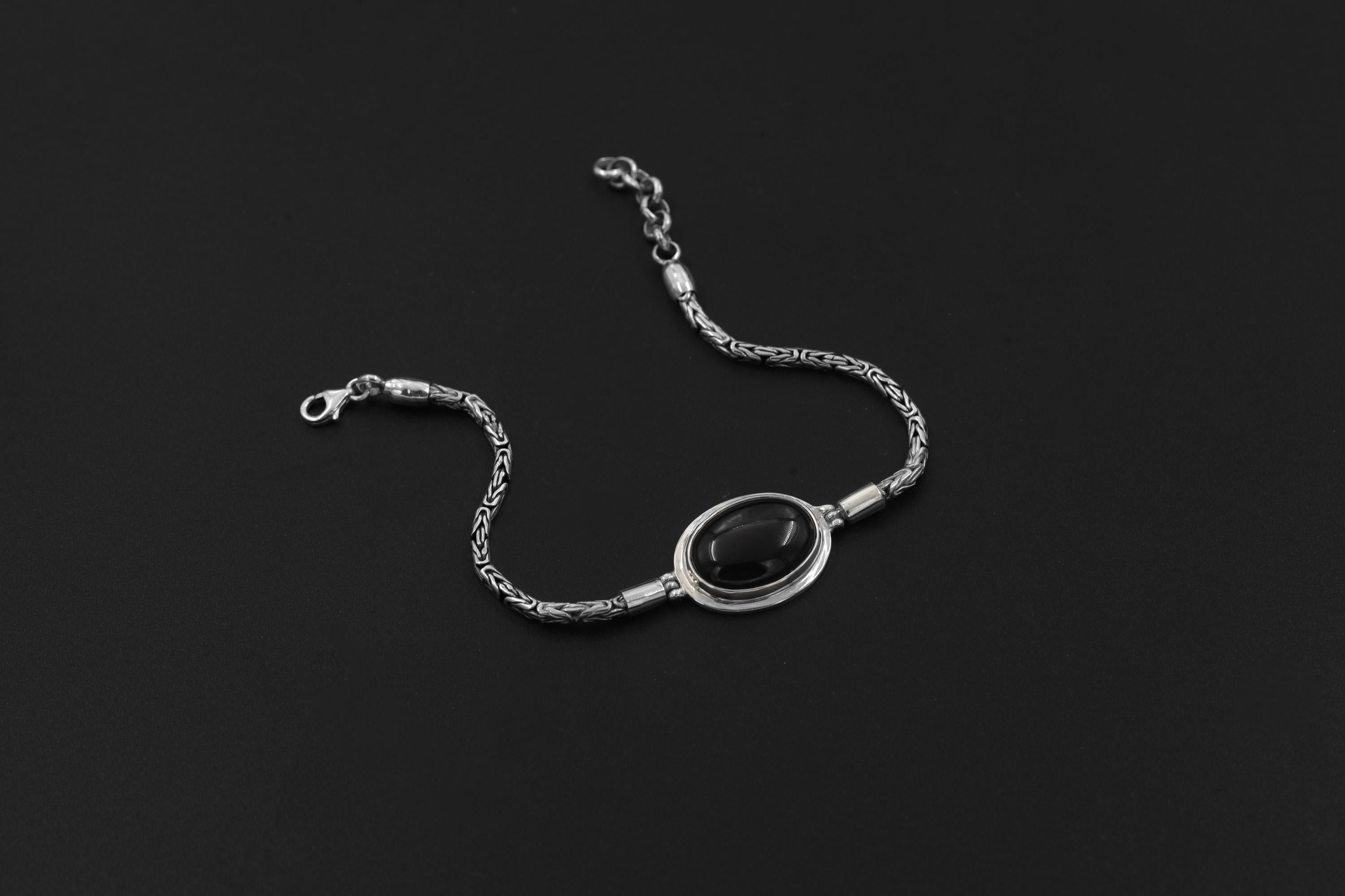Black Onyx Cabochon Bracelet Sterling Silver, Byzantine Chain, 925 Silver, Oval Gemstone, Adjustable 18–21cm, Chakra Healing Jewelry Gift