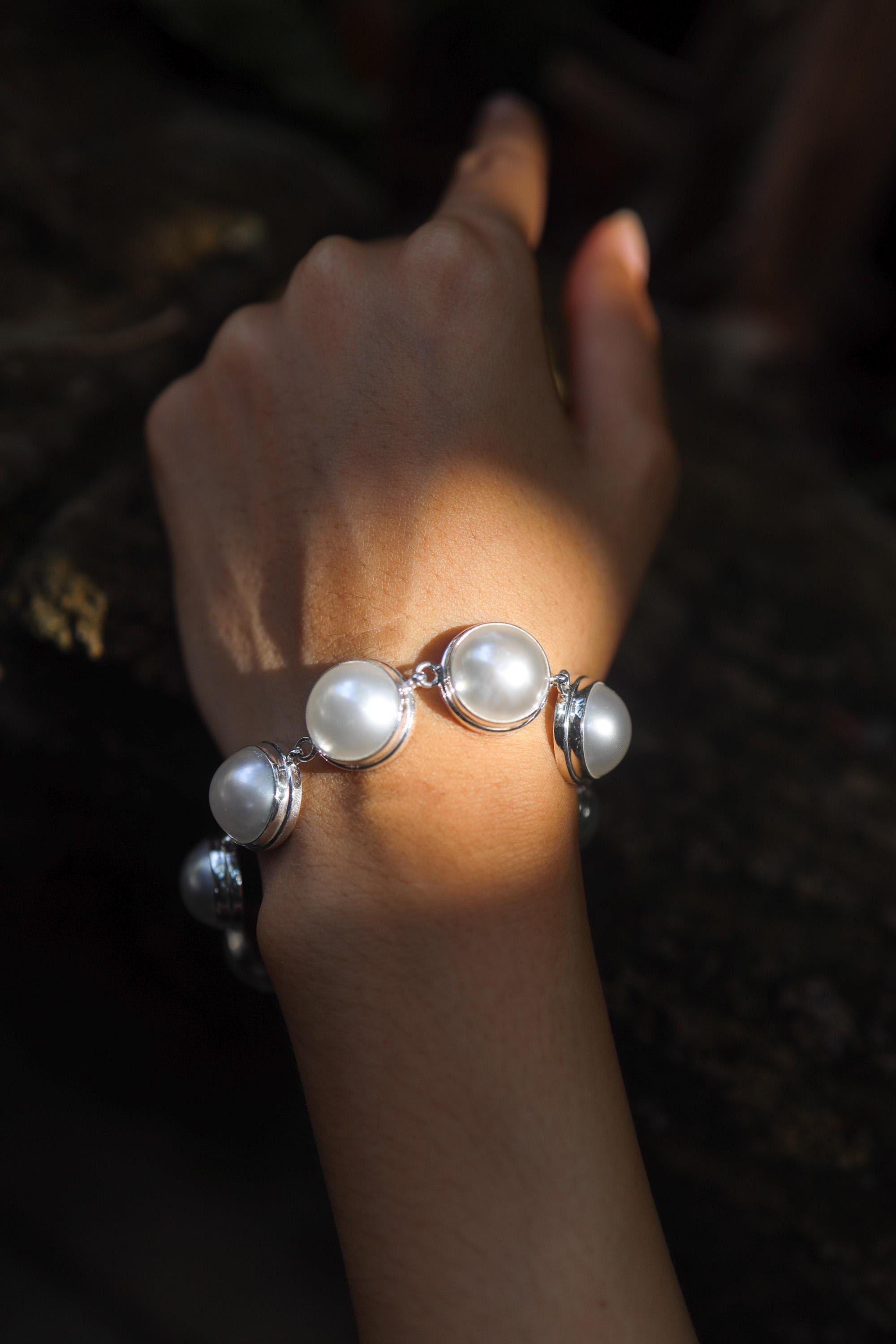 Mabe Pearls Bracelet, Sterling Silver 925, 7 Large Luminous Perfect White Pearls Adjustable Clasp Chain Ocean Energy Heart Healing Gift