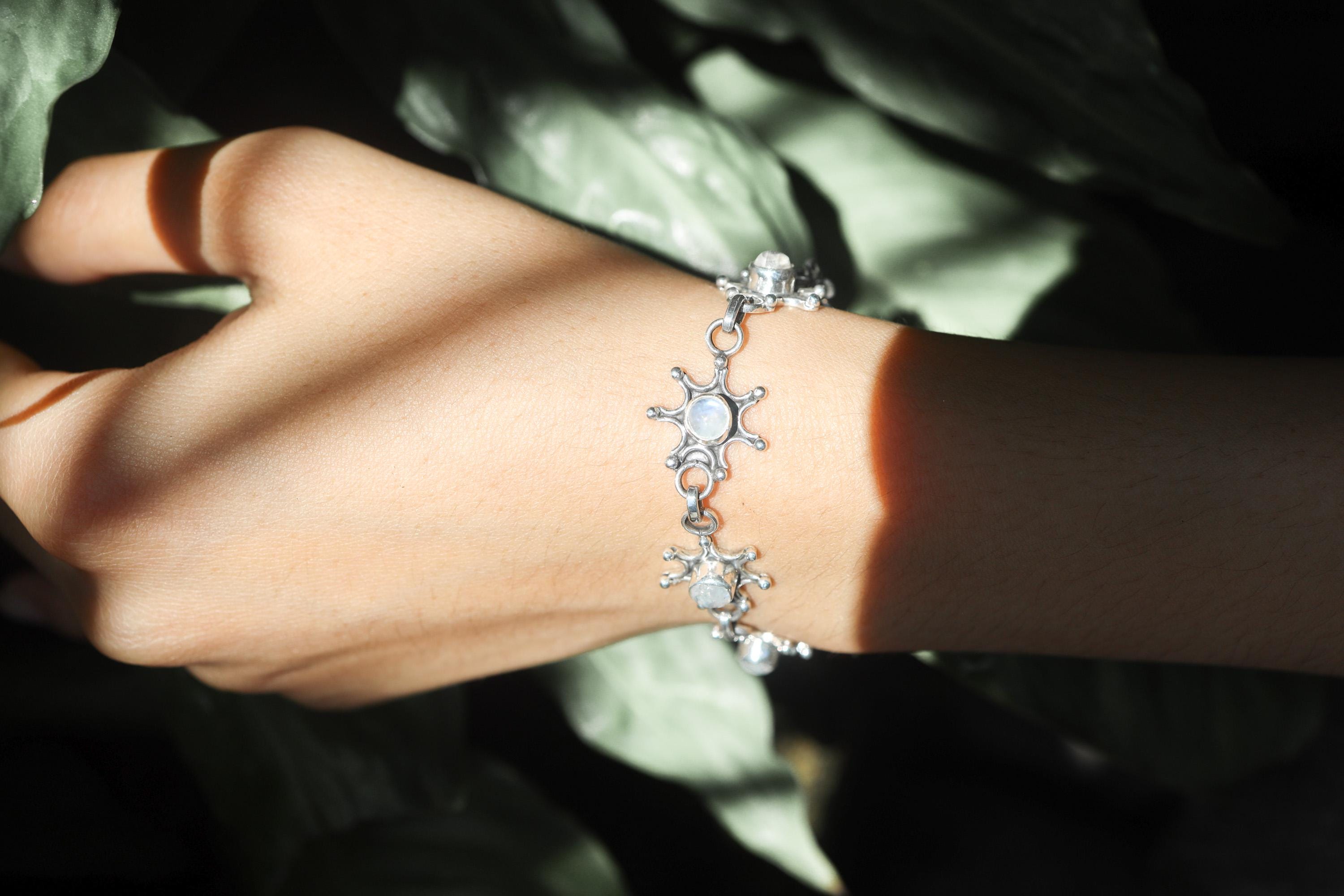 AAA Blue Moonstone Bracelet 925 Sterling Silver Star Setting Adjustable Cabochon Gemstone Third Eye Jewelry